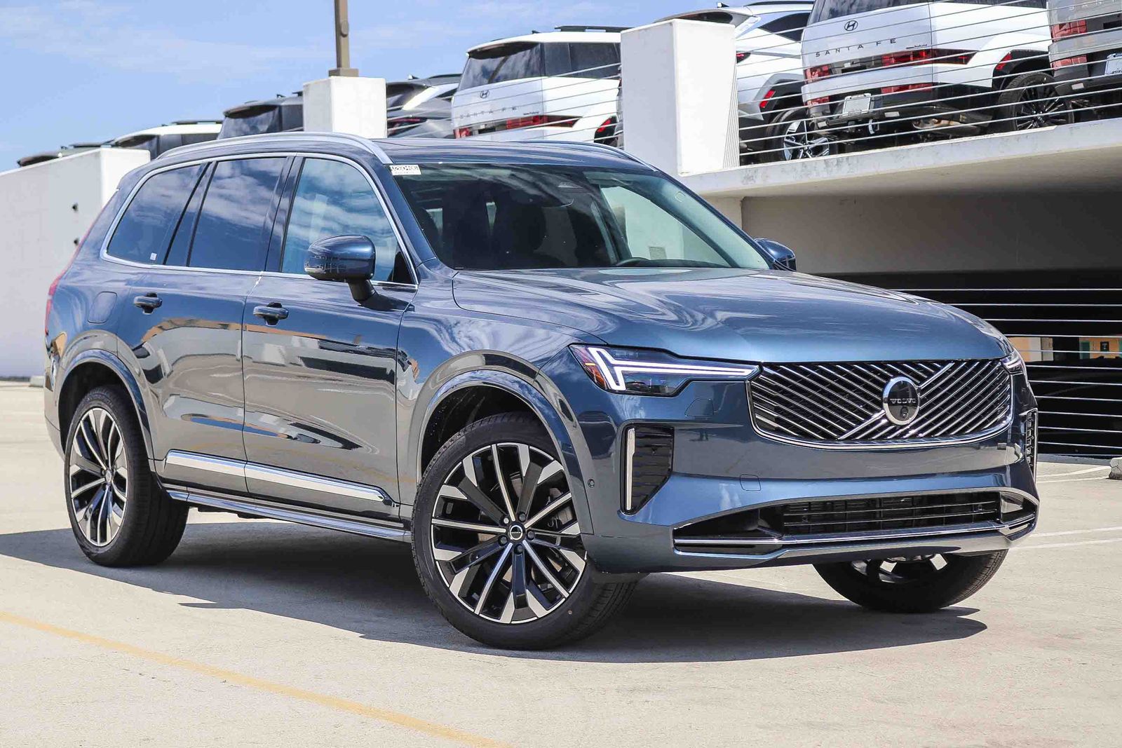 2026 Volvo XC90 B6 Plus 7-Seater
