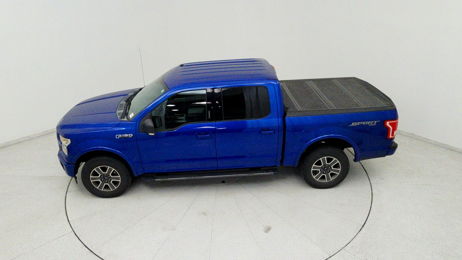 Used 2017 Lightning Blue Ford XLT image 23