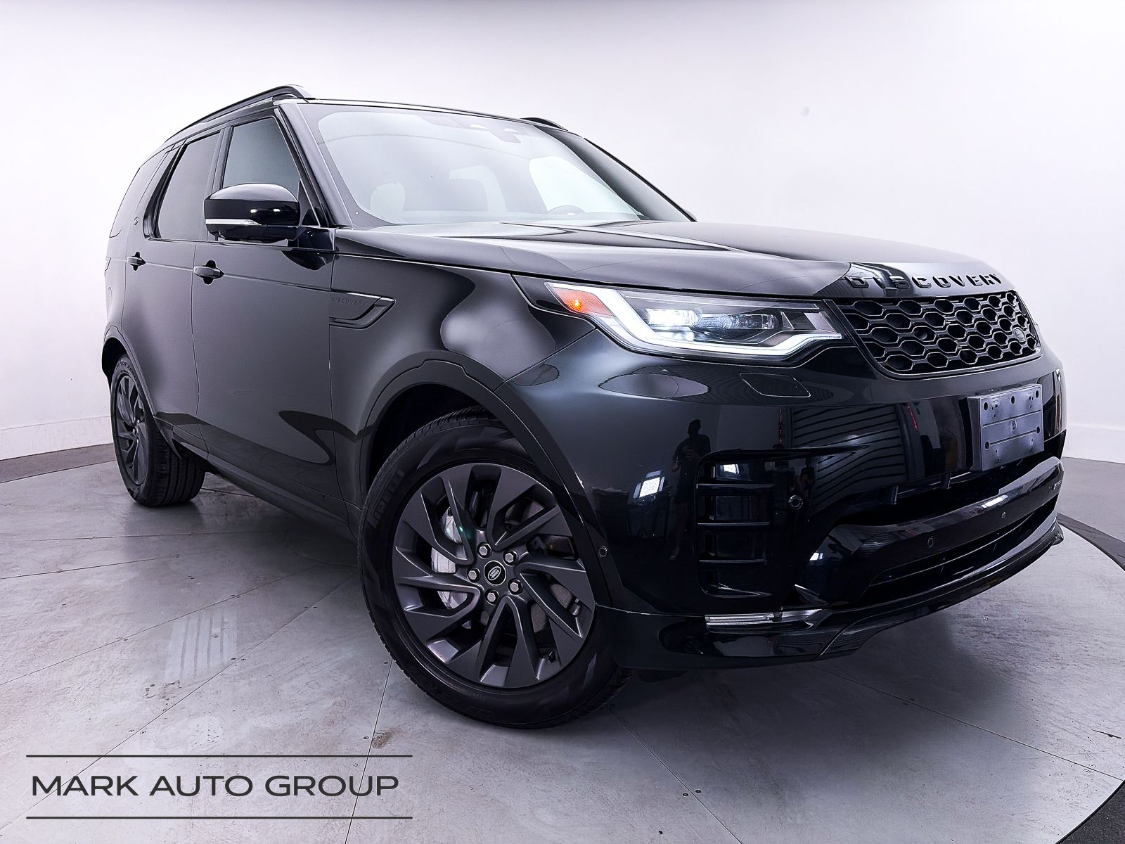 2023 Land Rover Discovery S R-Dynamic