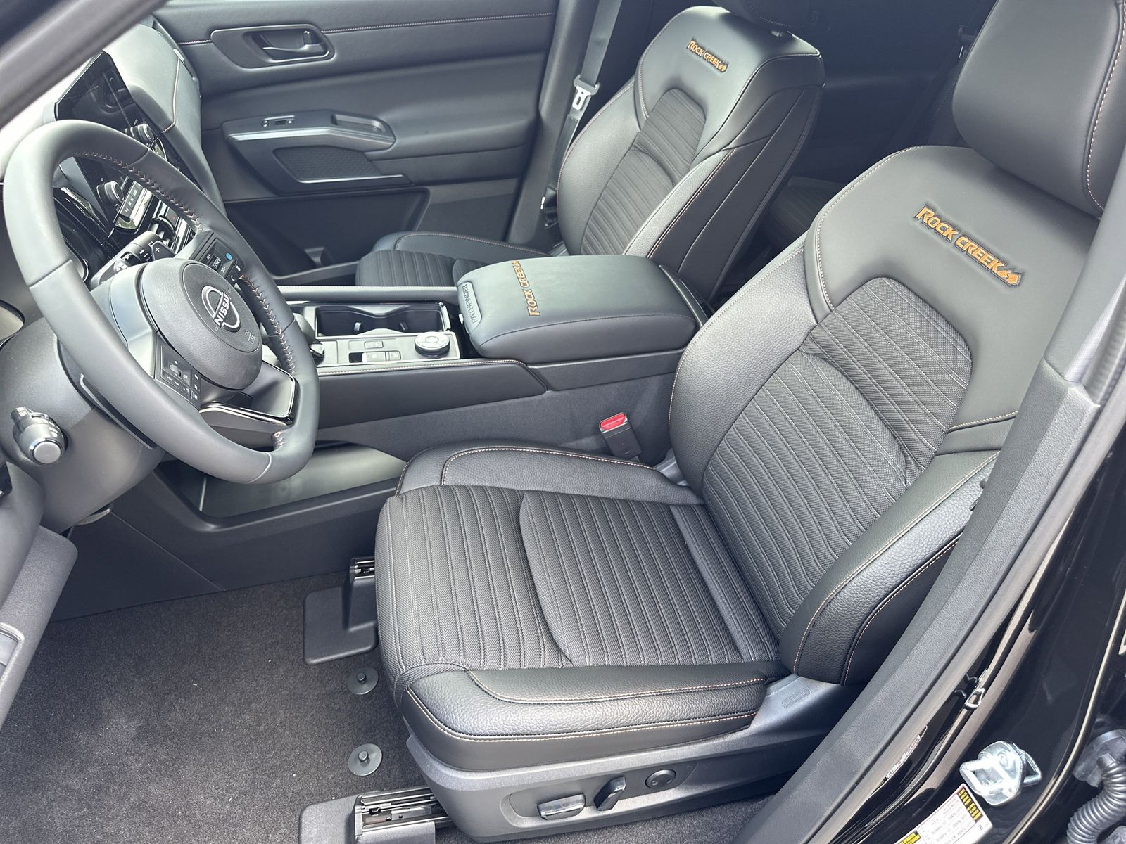 2025 Nissan Pathfinder Rock Creek photo 16