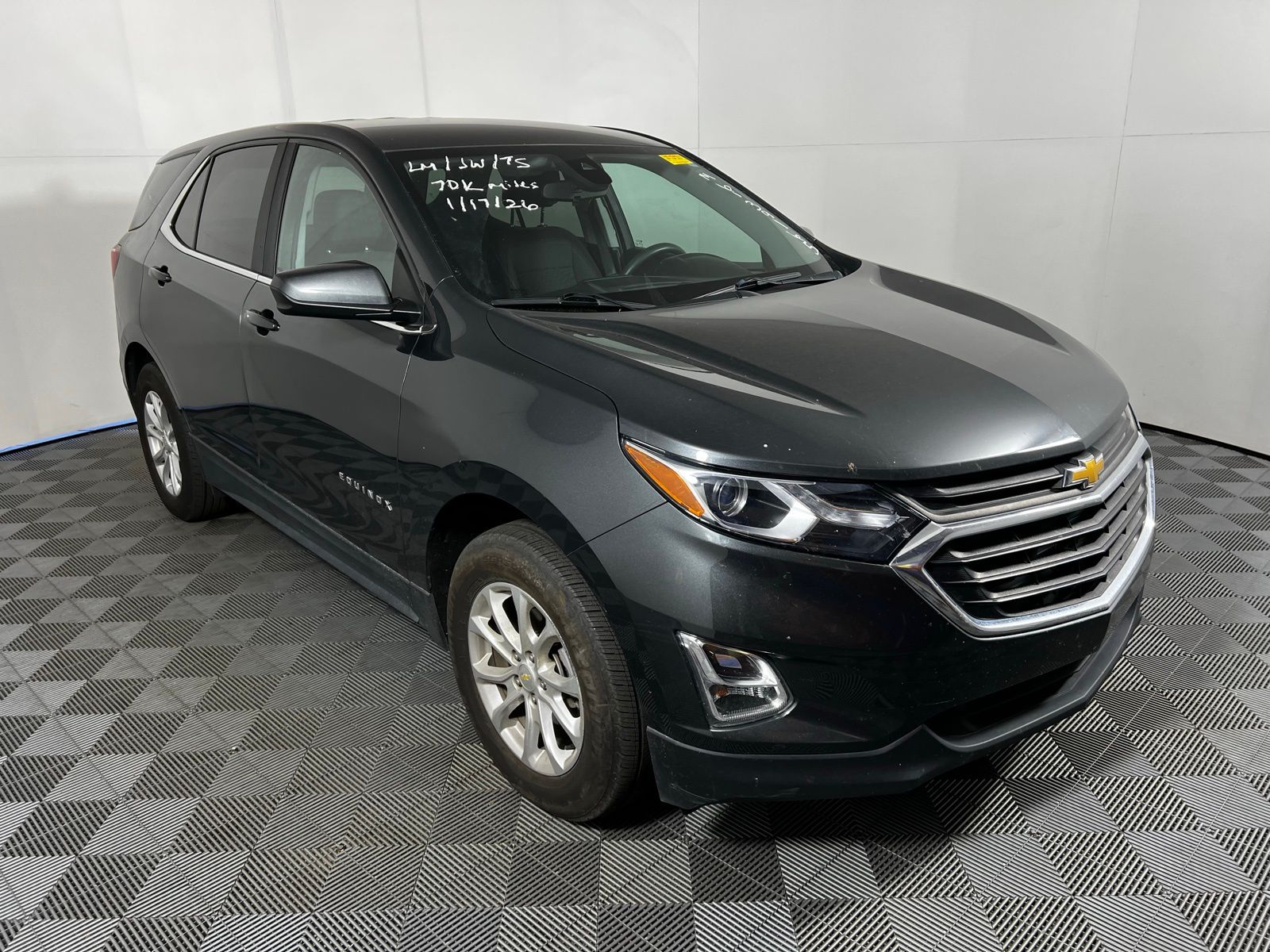 Thumbnail: 2021 Chevrolet Equinox - 3