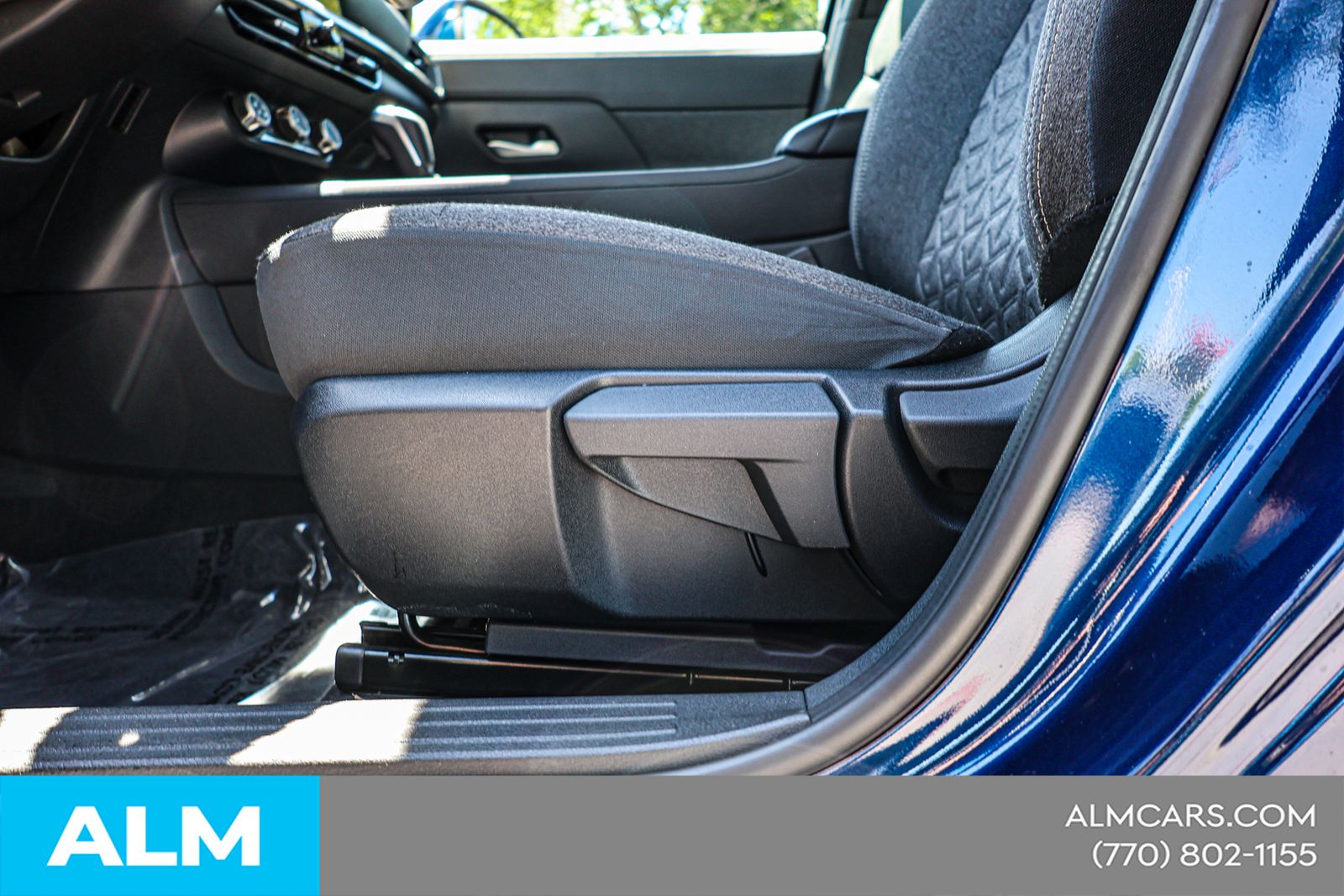 Used 2025 Blue Nissan SV image 20