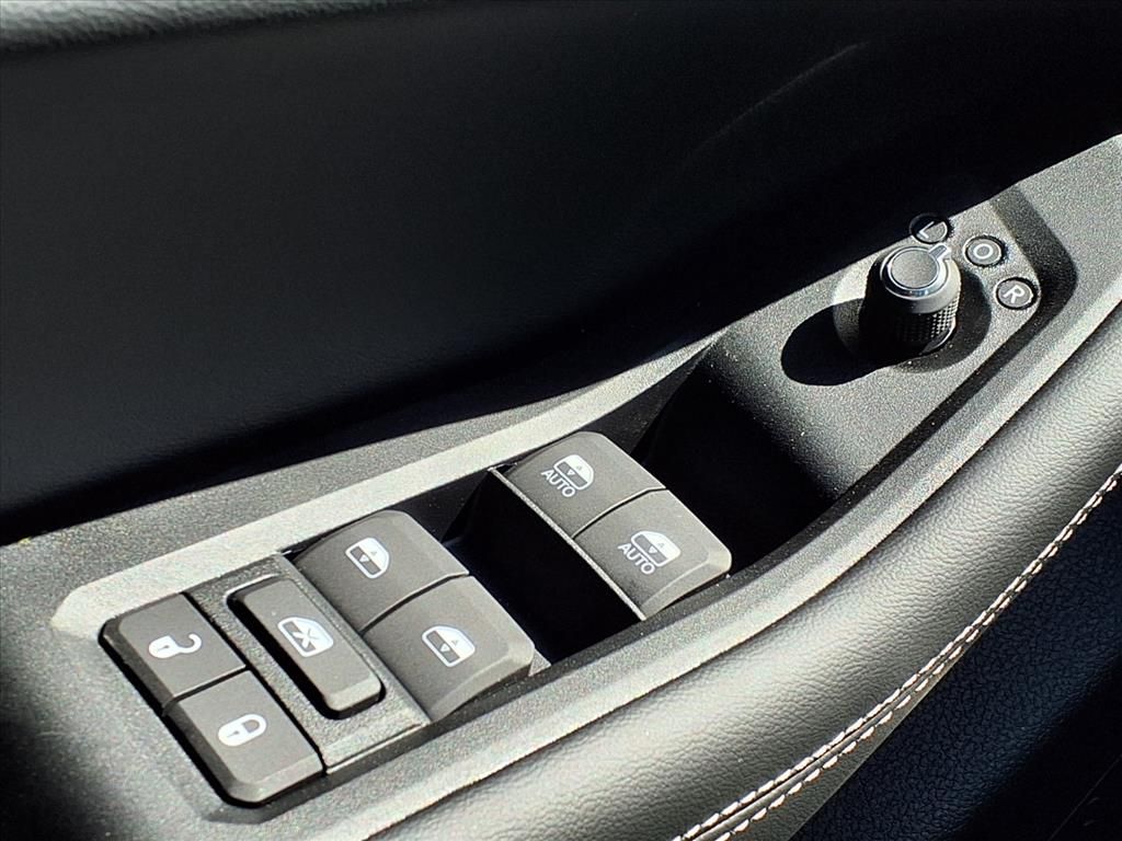 2025 Jeep Grand Cherokee Laredo - 8