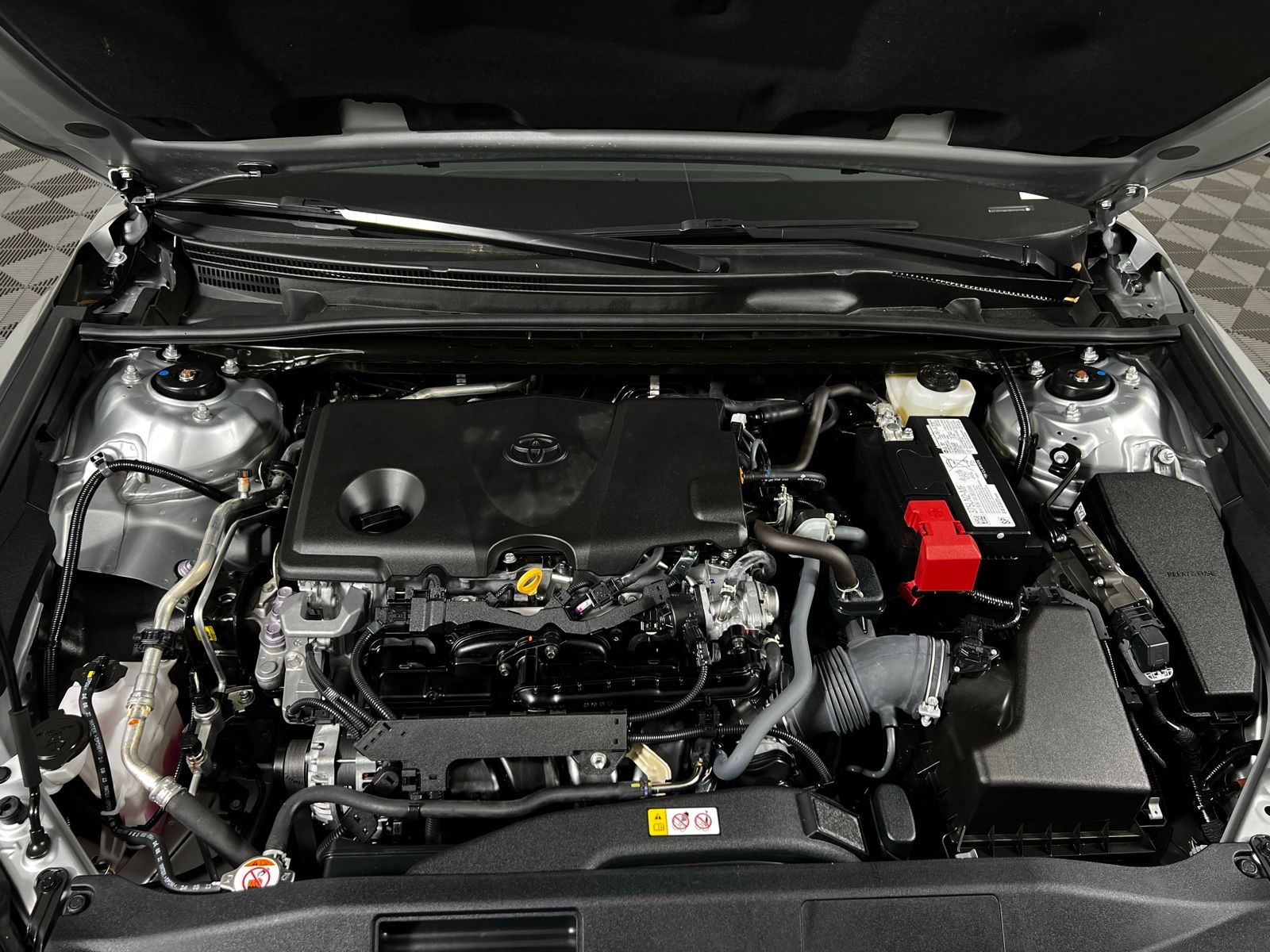 2024 Toyota Camry SE 9