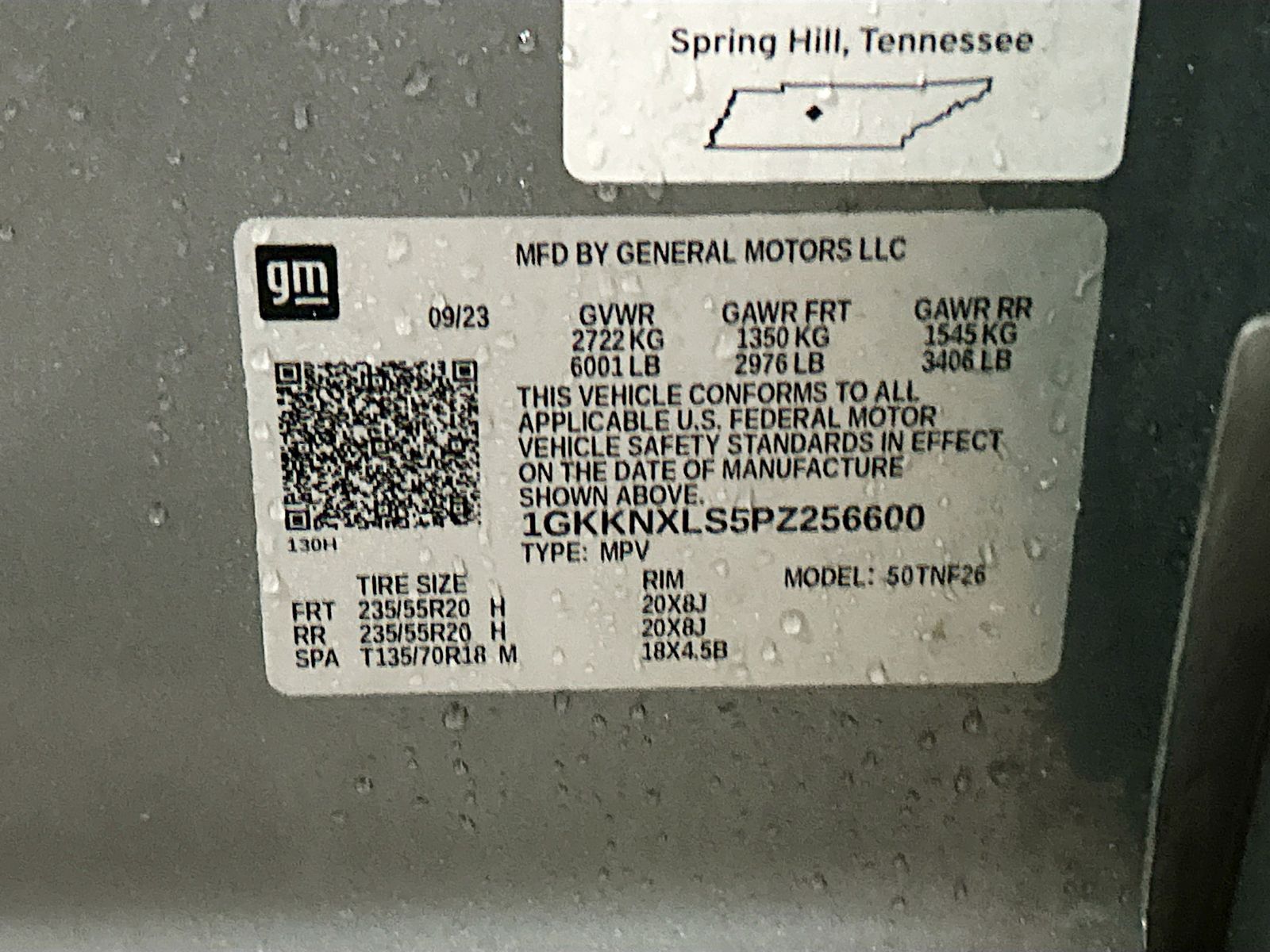 Used 2023 Silver GMC Denali image 35
