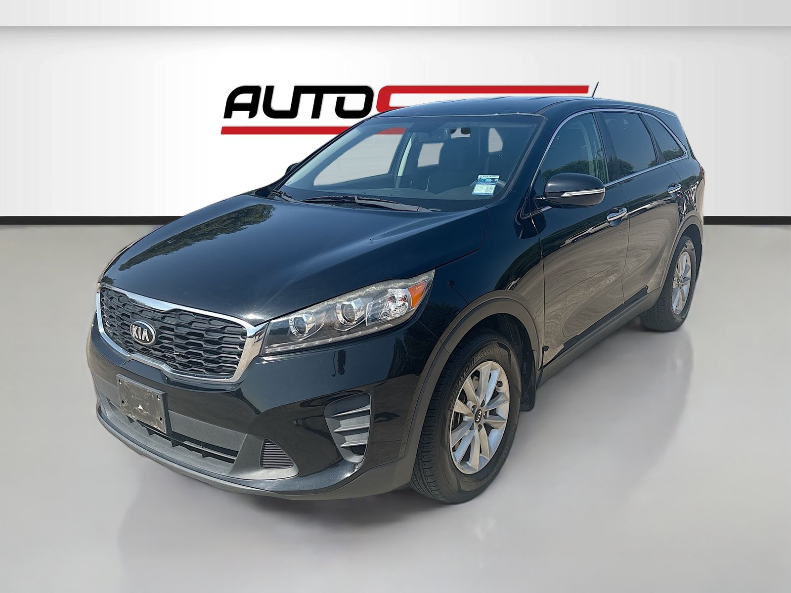 Used 2019 Black Kia LX image 3