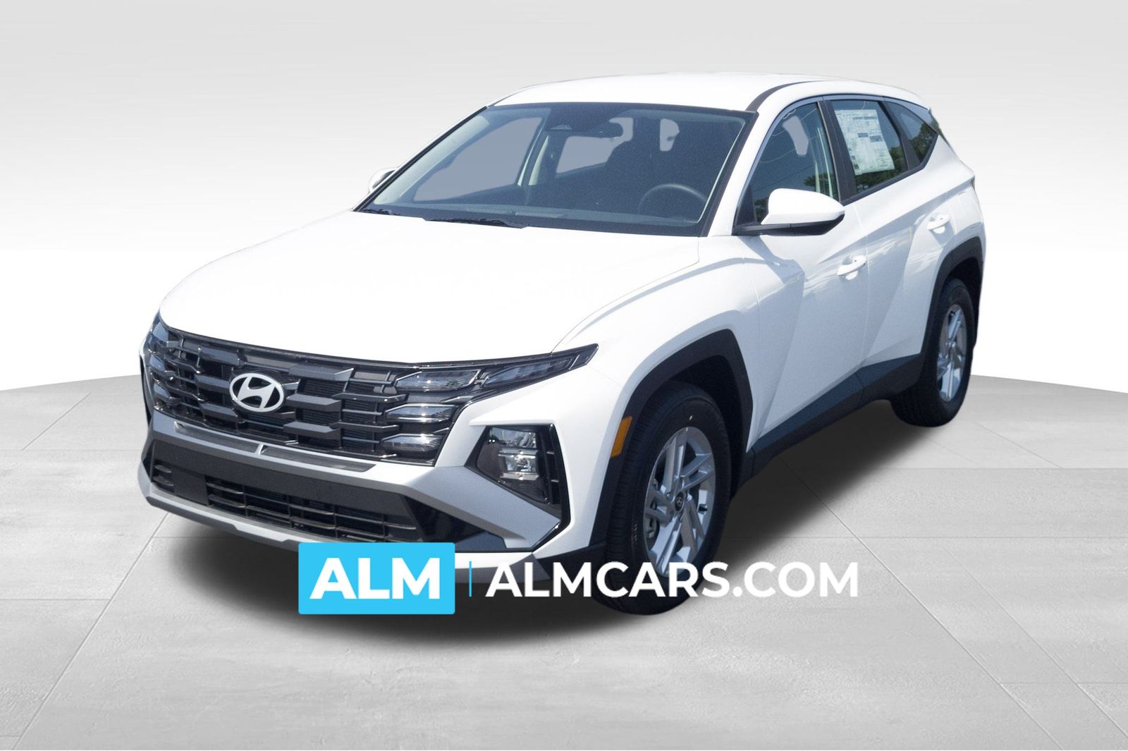 2025 Hyundai Tucson SE's photo