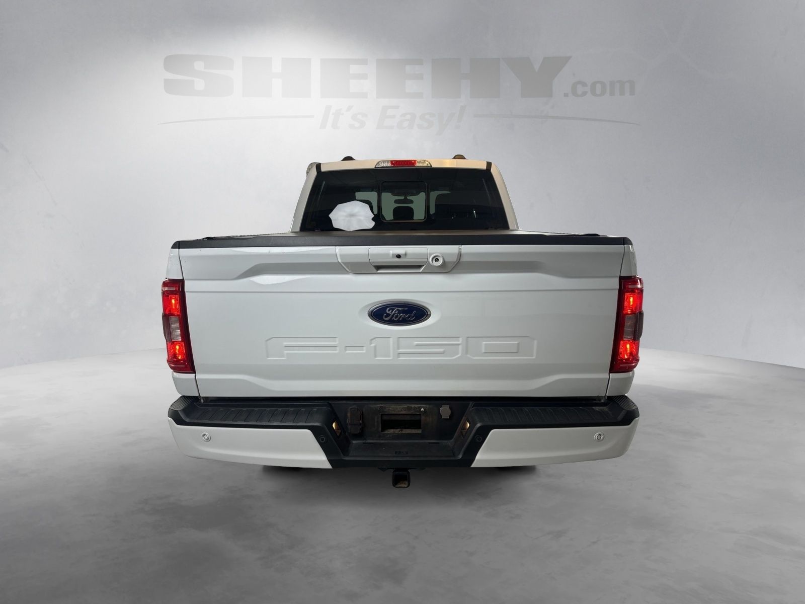 Certified Used 2023 Oxford White Ford XLT image 9