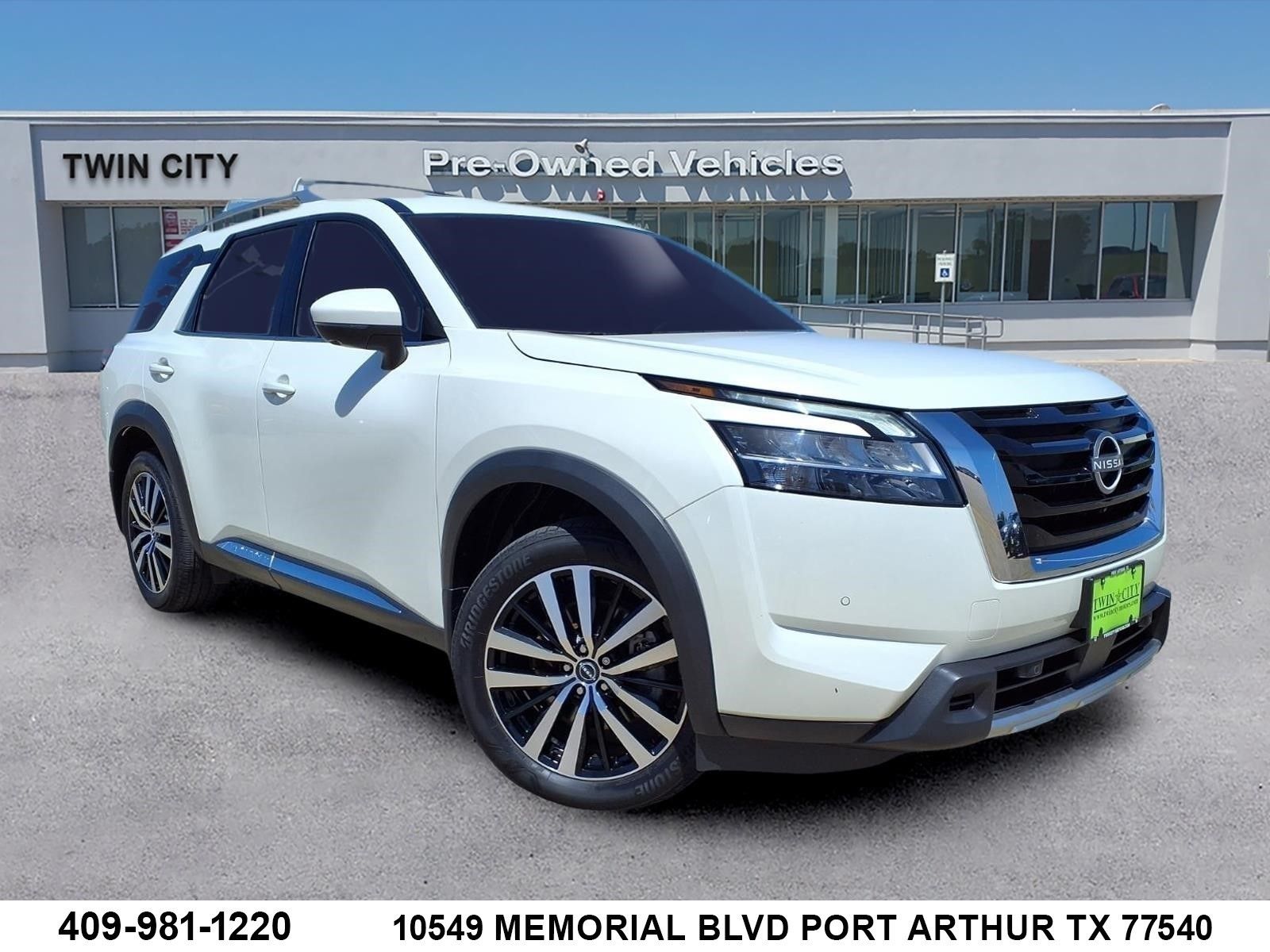 2024 Nissan Pathfinder Platinum FWD