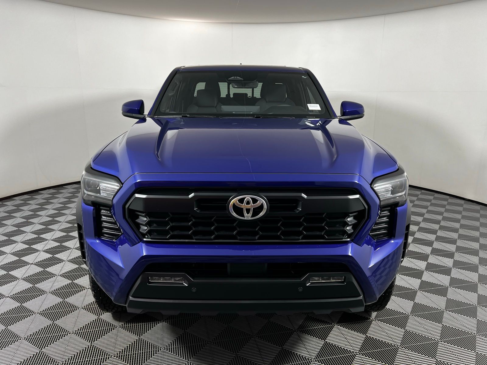 2024 Toyota Tacoma TRD Off-Road 2