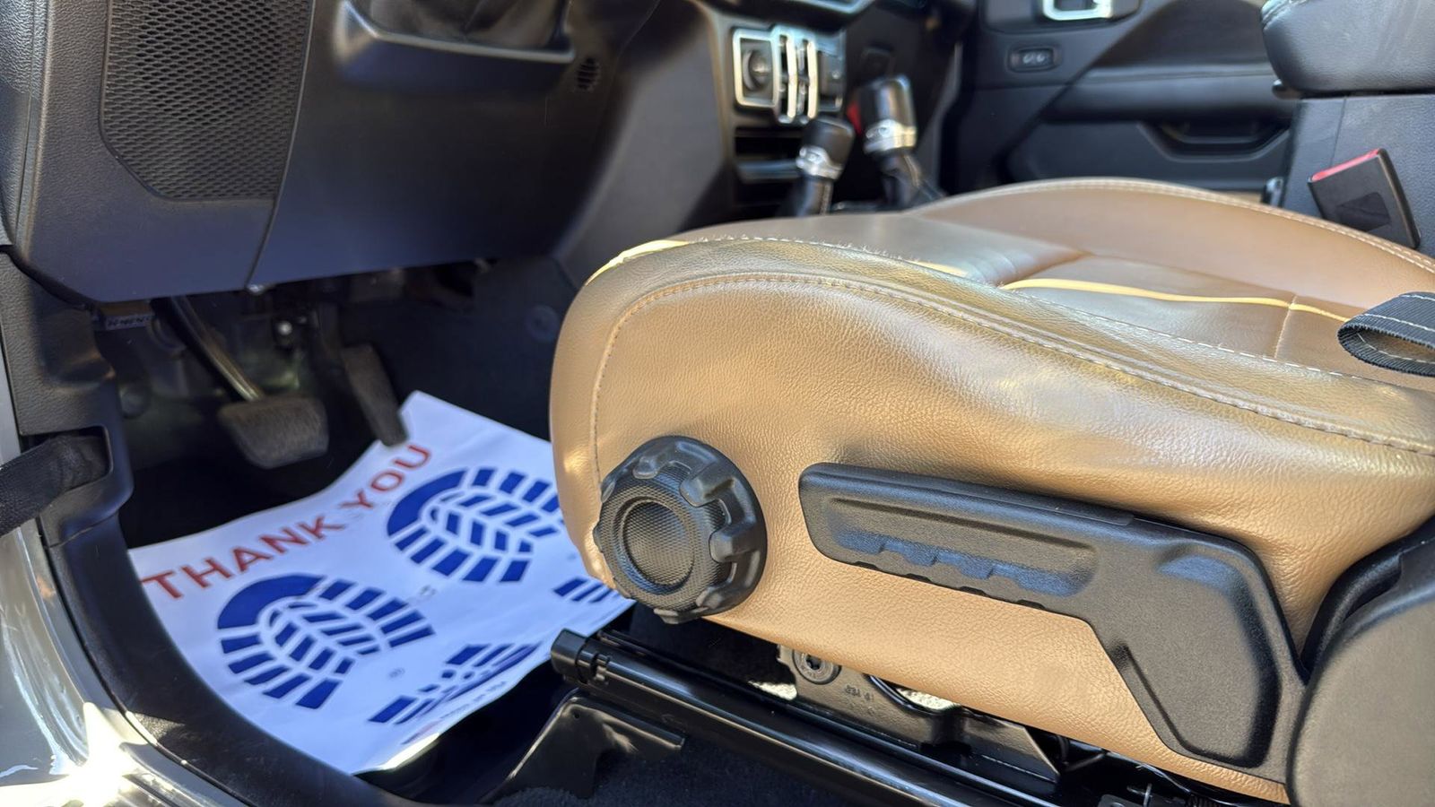 Used Car 2020 Jeep Gladiator  Overland For Sale Under $30,000 In Austin, Texas