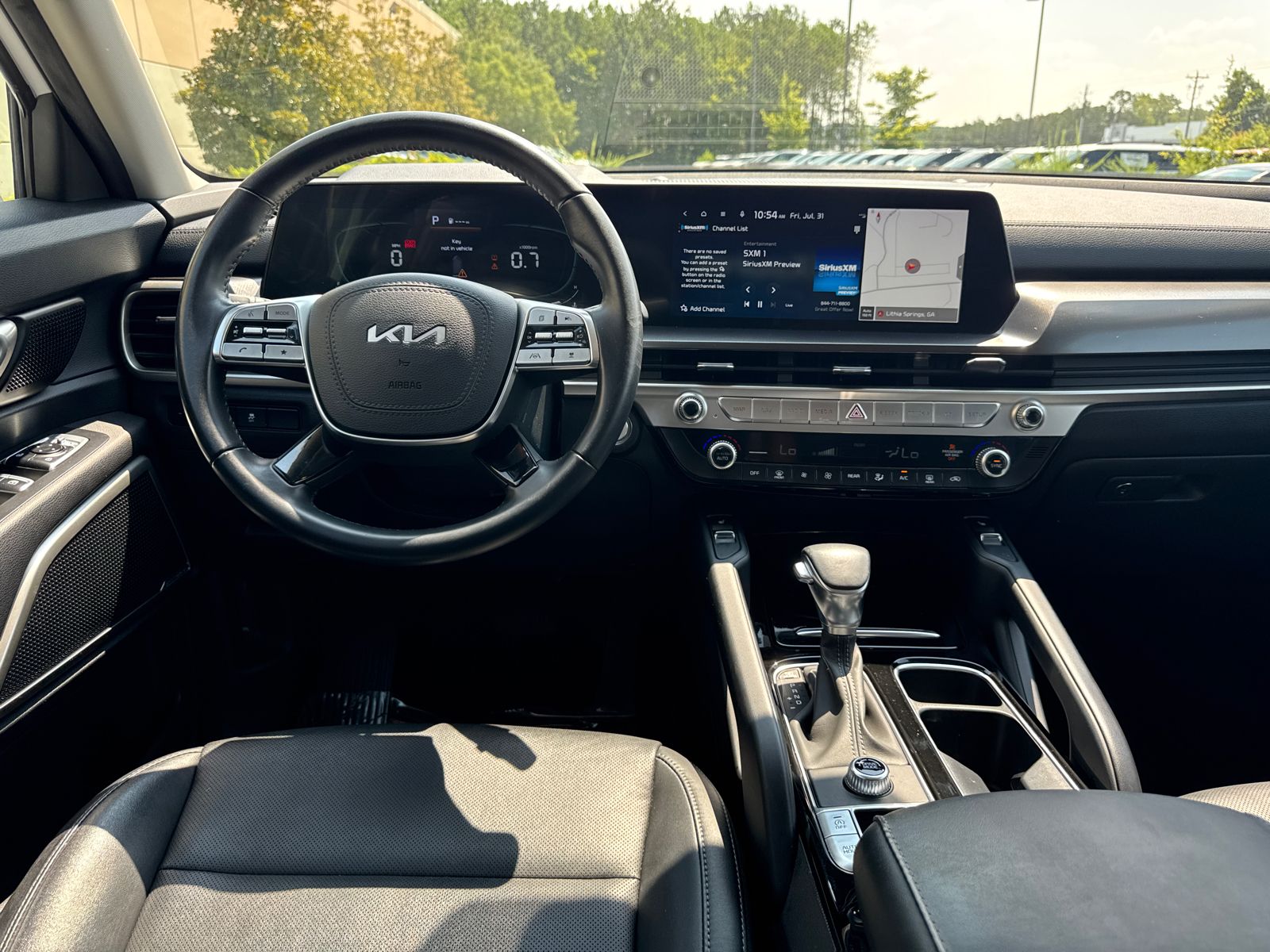 Used 2023 White Kia S image 22