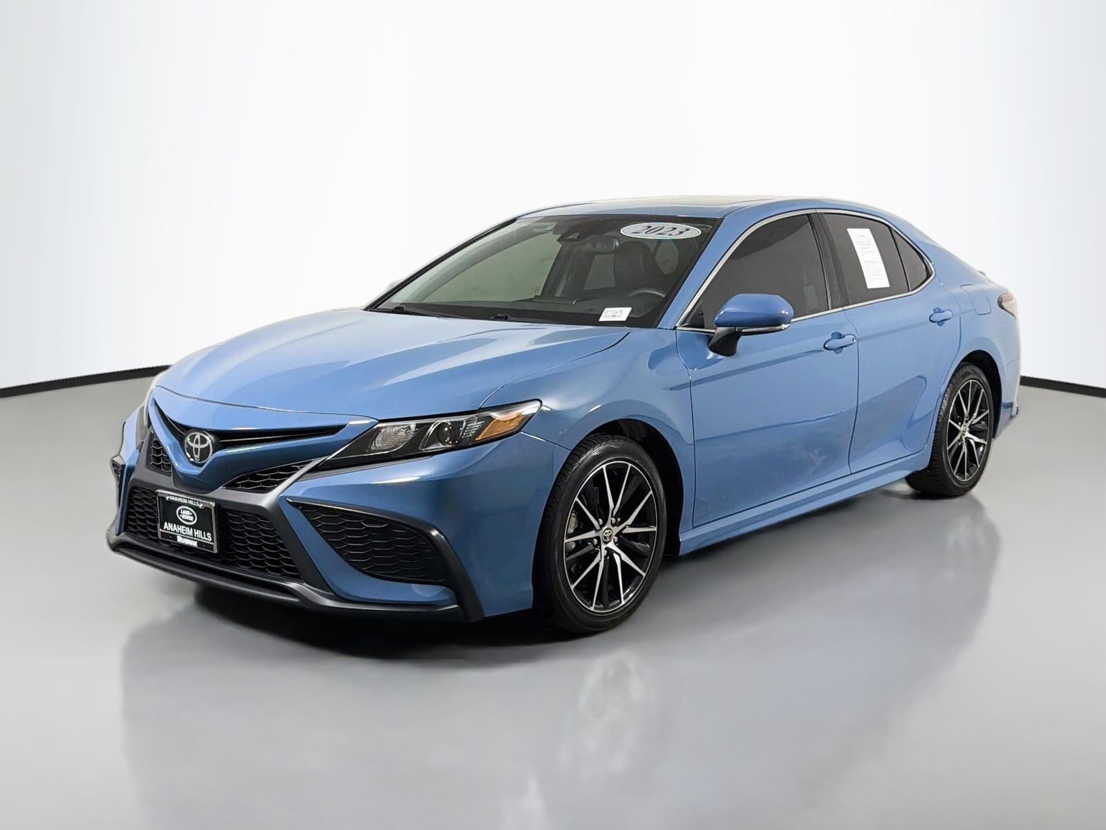 Blue 2023 Toyota Camry Sedan Front-Wheel Drive 8-Speed Automatic