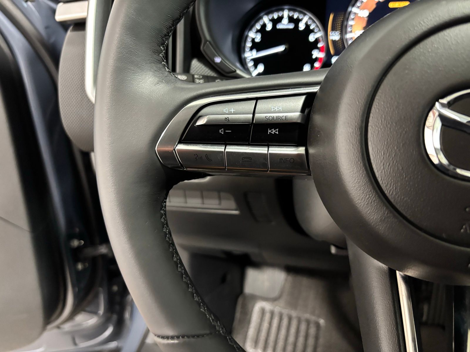Used Car 2025 Mazda Cx-50  Utility 2.5 S Premium Package All Wheel Drive For Sale Under $35,000 In Austin, Texas