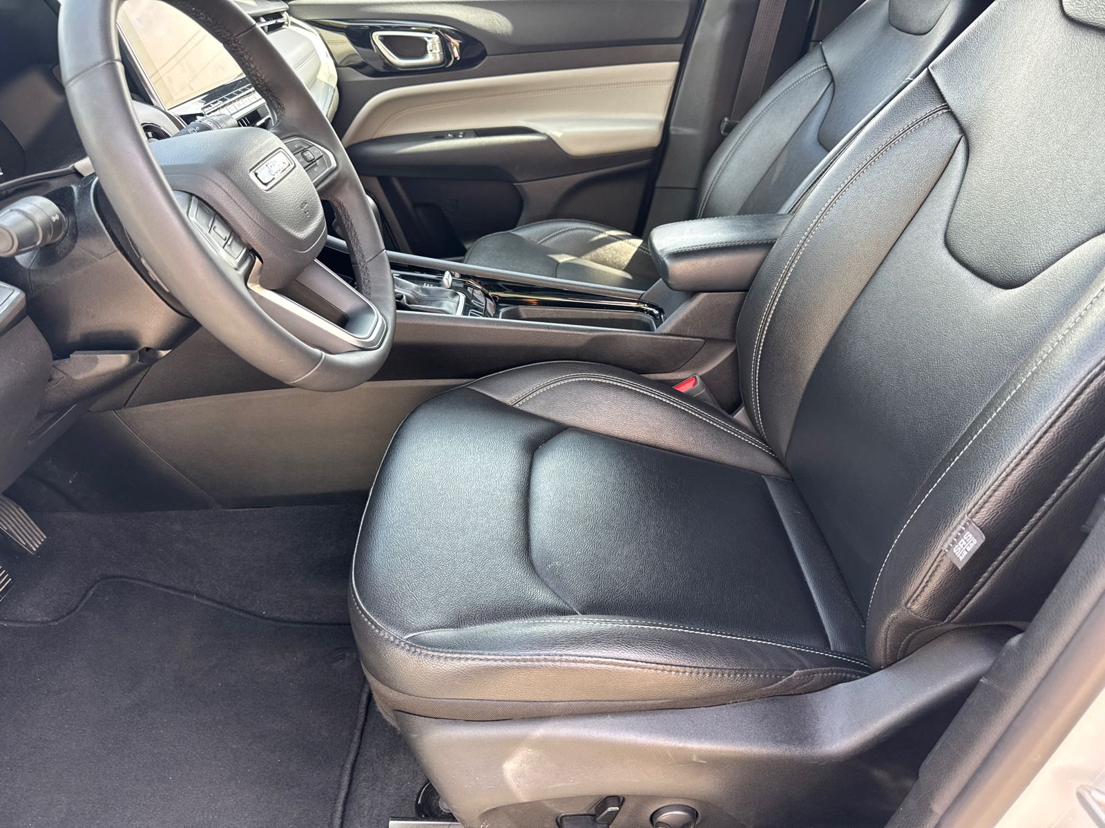 2025 Jeep Compass Limited - Photo 9