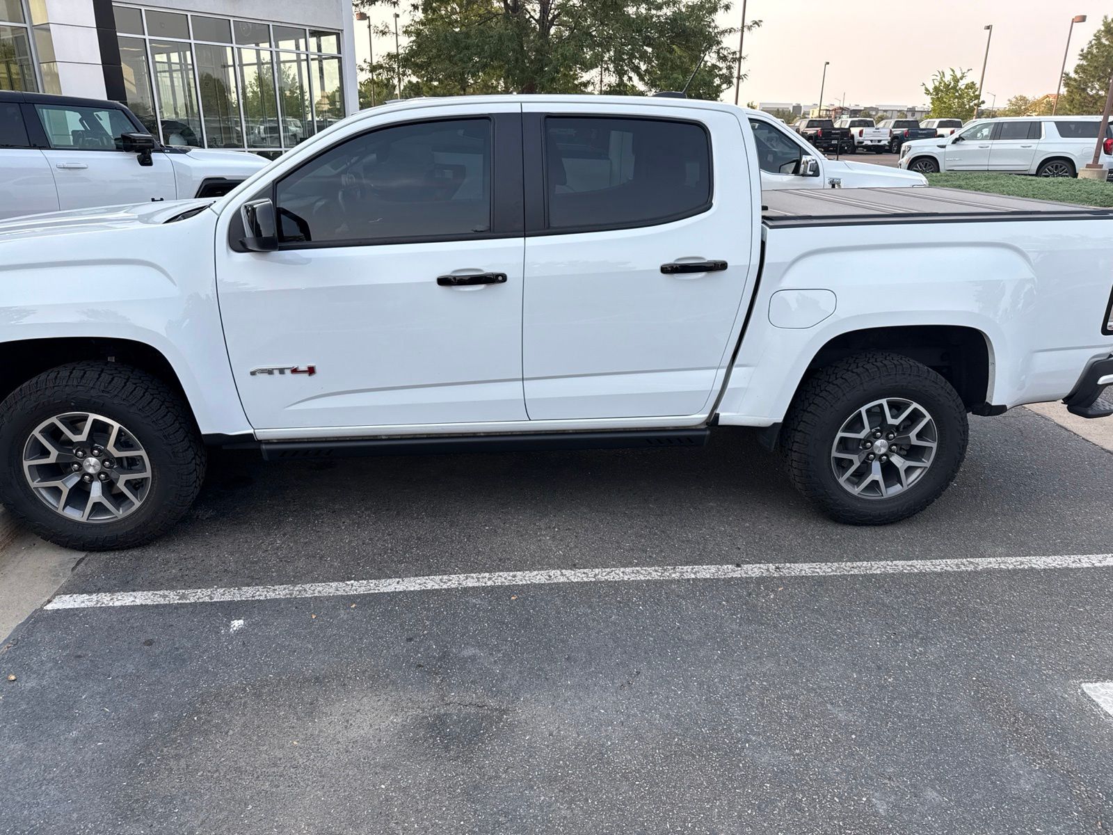 2022 GMC Canyon AT4 Crew Cab 4WD with Leather