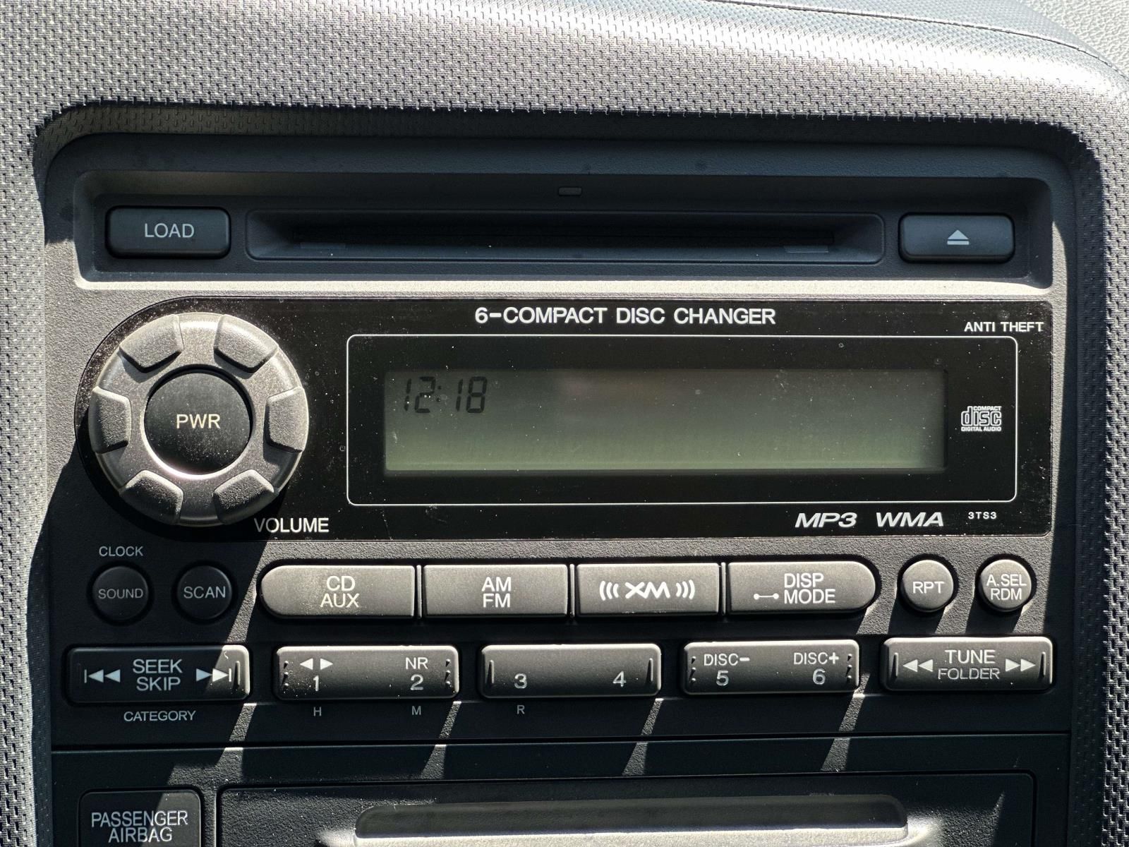 Used 2010  Honda RTL image 5