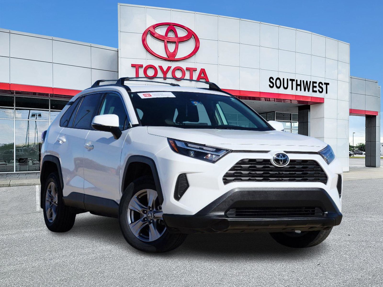 2023 Toyota RAV4 XLE 1