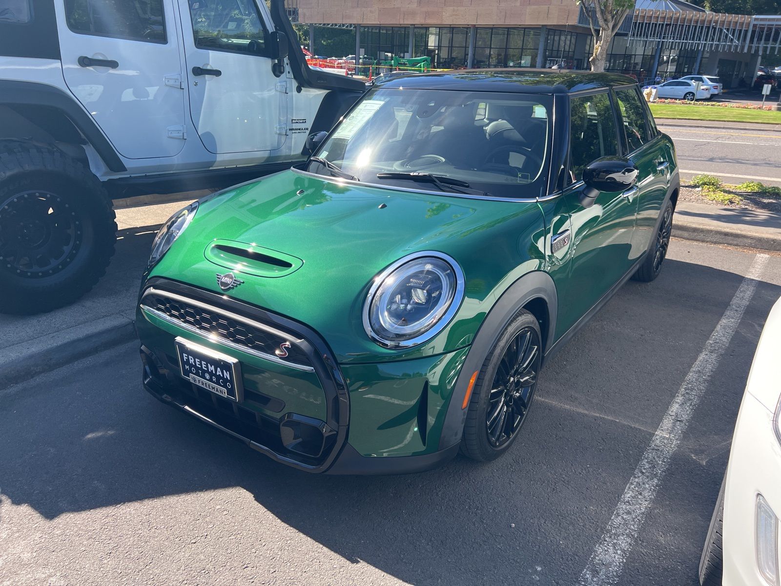 2023 MINI Cooper S Base