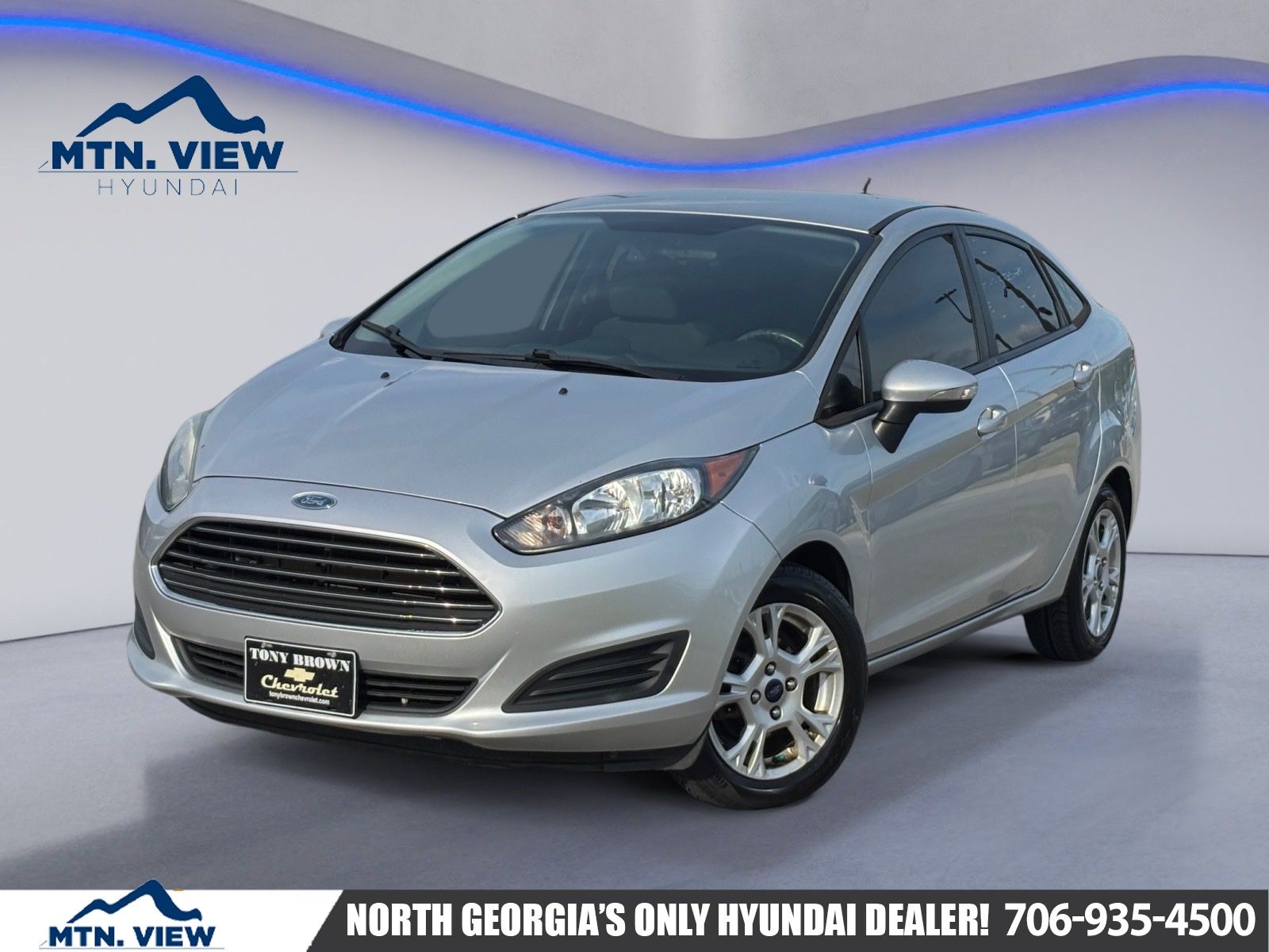 Ingot Silver 2014 Ford Fiesta SE Sedan Front-Wheel Drive 6-Speed Automatic
