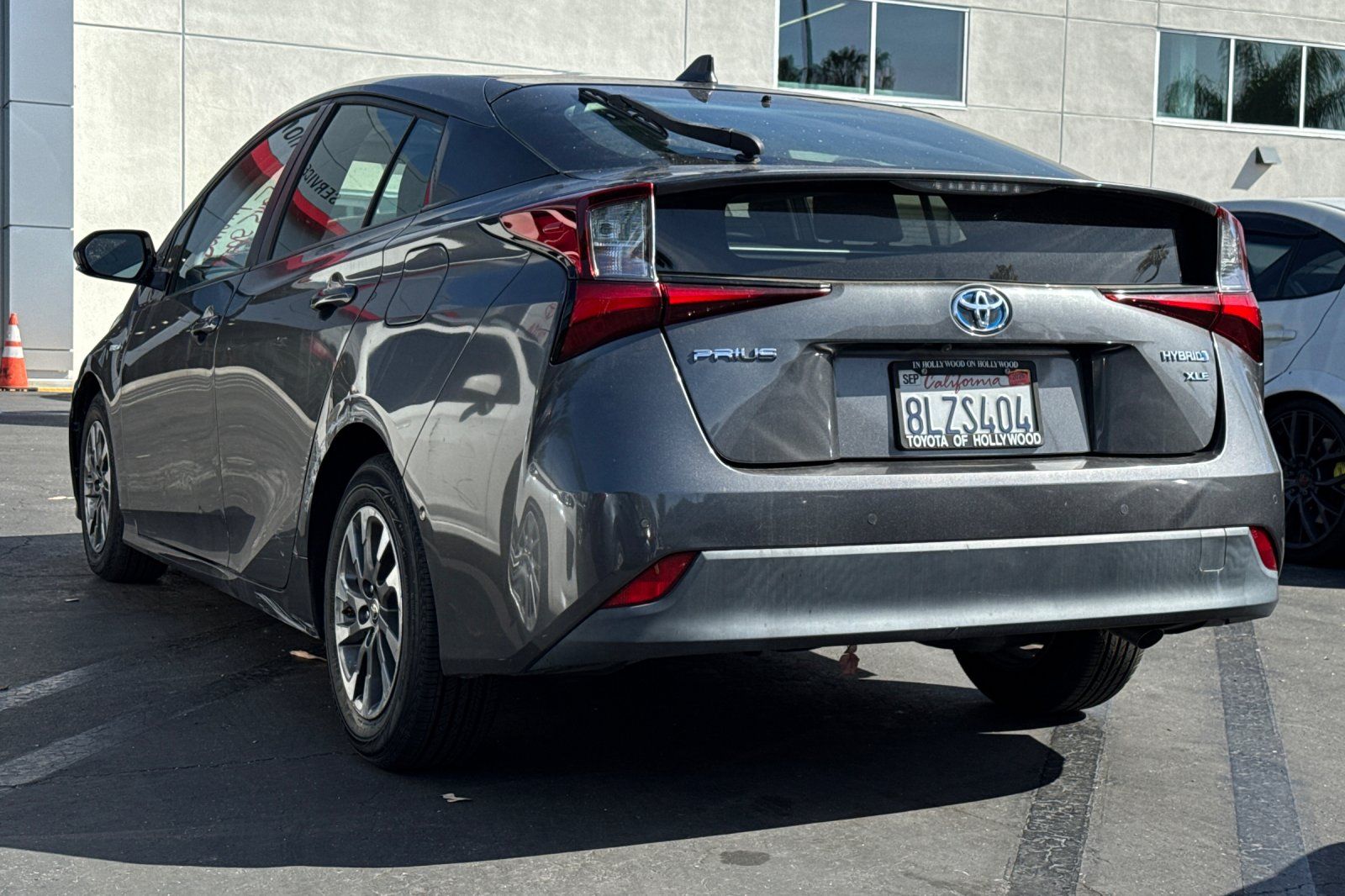 View vehicle photo 5