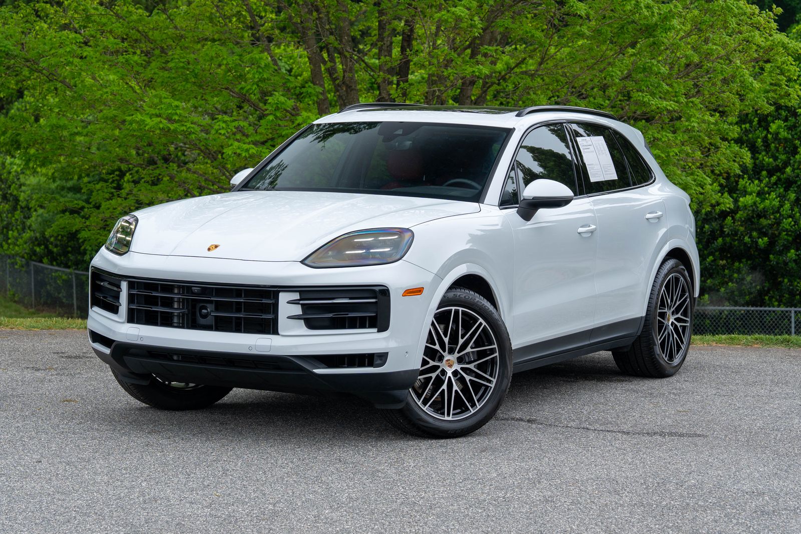 Carrara White Metallic 2024 Porsche Cayenne AWD SUV / Crossover All-Wheel Drive 8-Speed Automatic