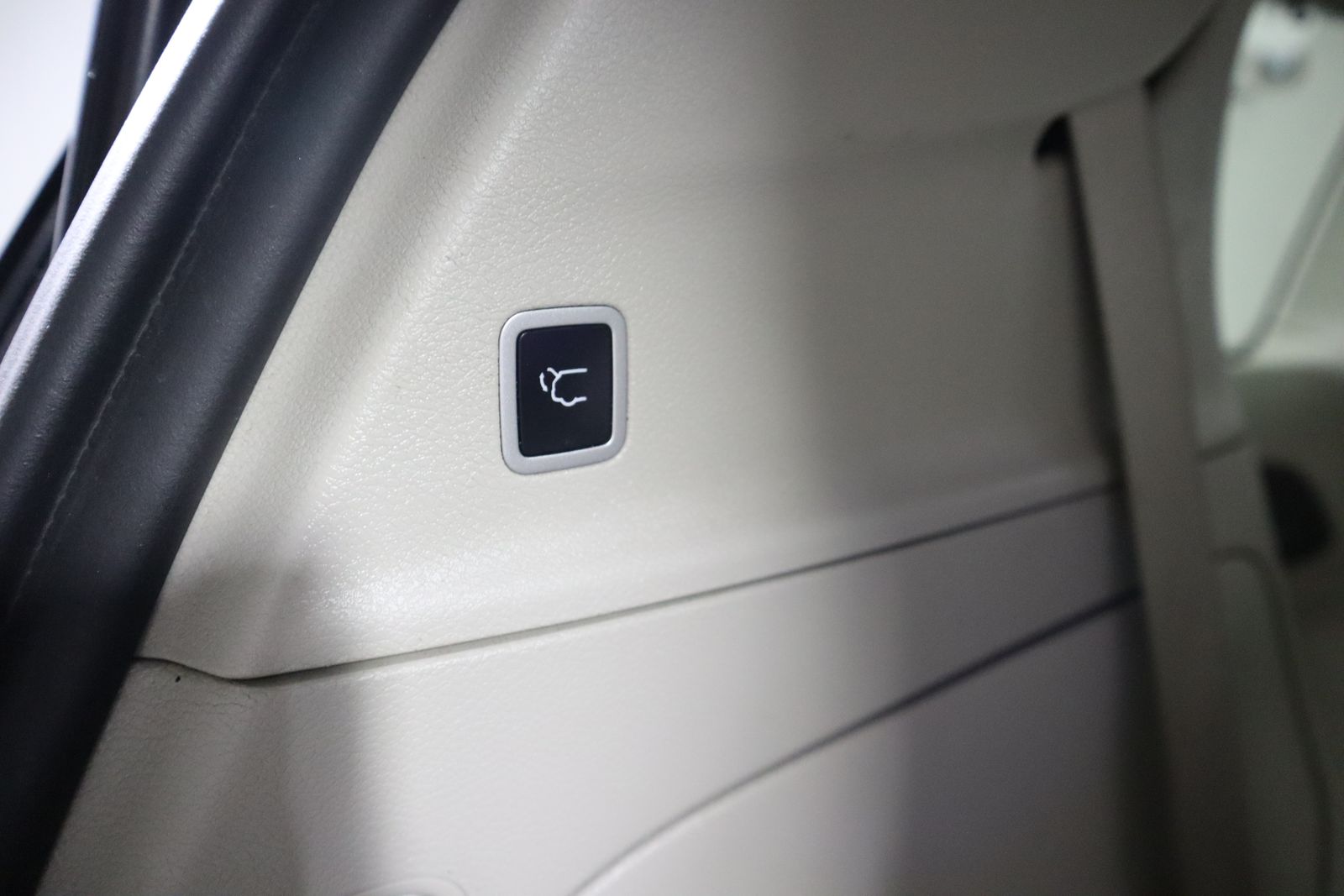 2020 Chrysler Pacifica Limited photo