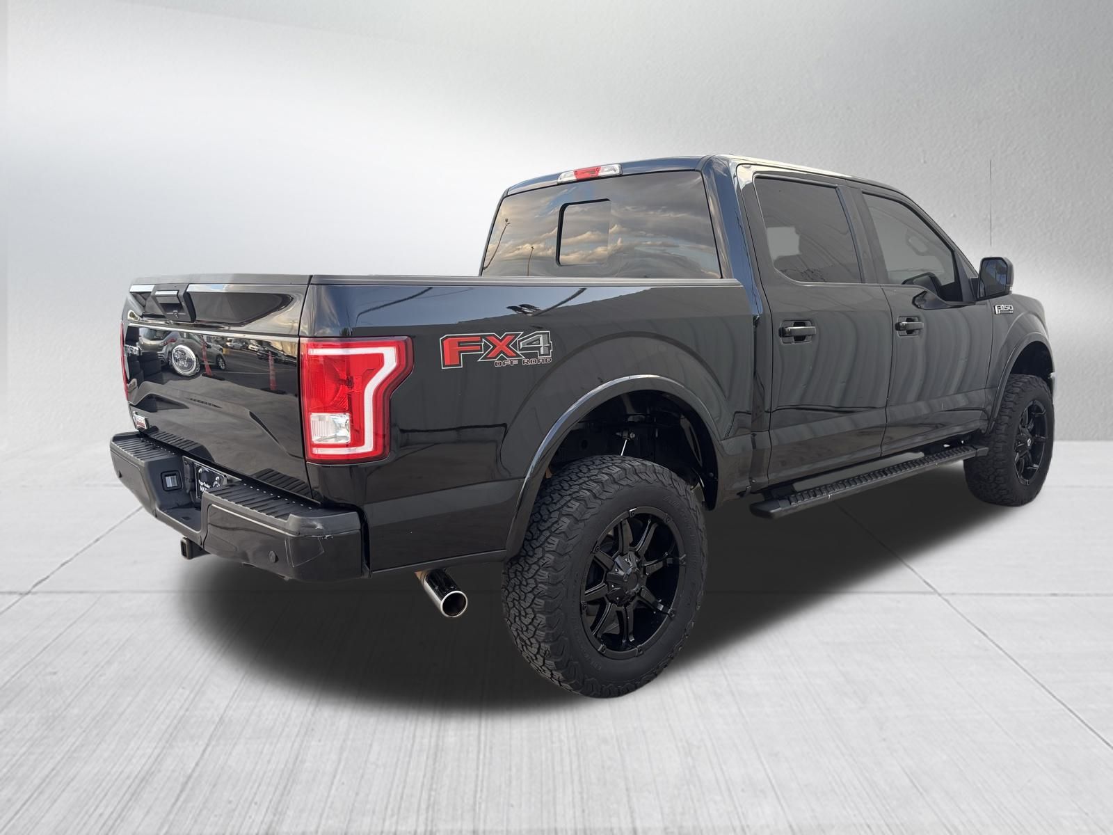 Used Car 2017 Ford F-150  Xlt For Sale Under $25,000 In Austin, Texas