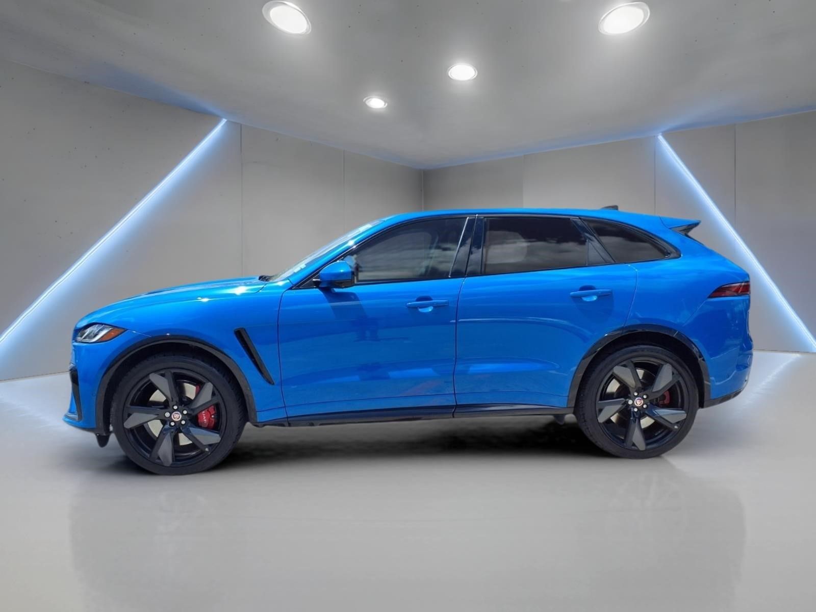 2023 Jaguar F-PACE SVR - 8
