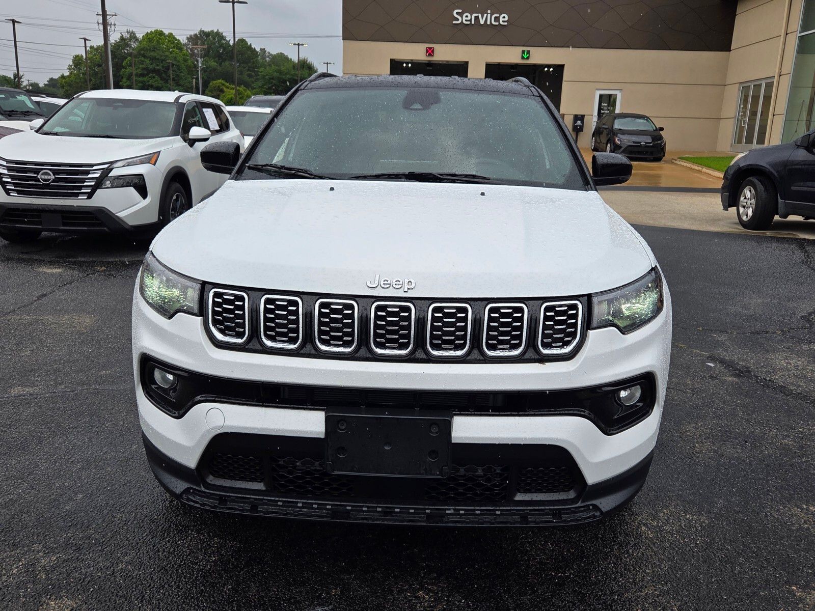 Used 2025 White Jeep Limited image 2