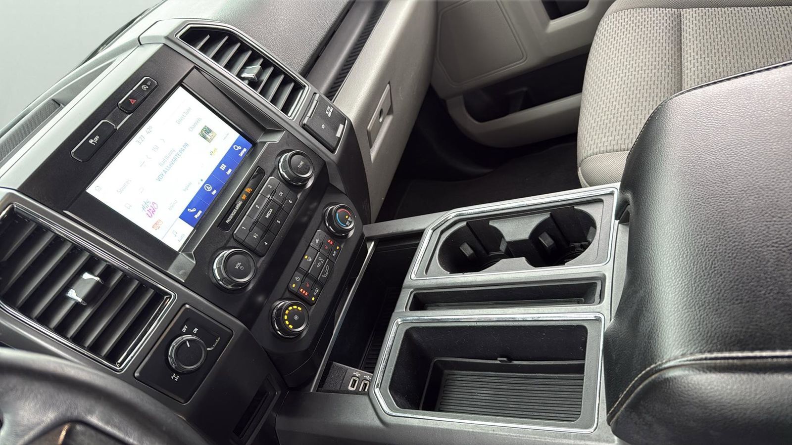 Used Car 2020 Ford F-150  Xlt For Sale Under $25,000 In Austin, Texas