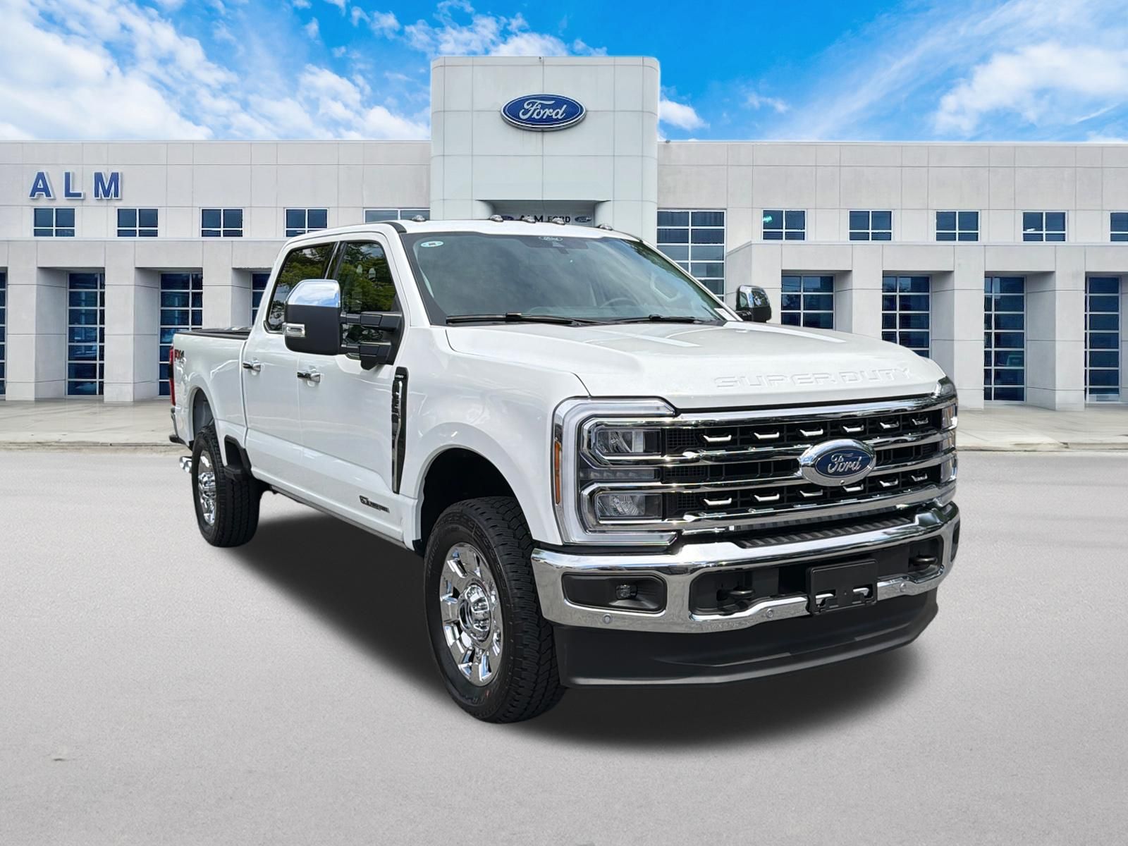 New 2026 Star White Metallic Tri-Coat Ford F-350® Lariat® image 4