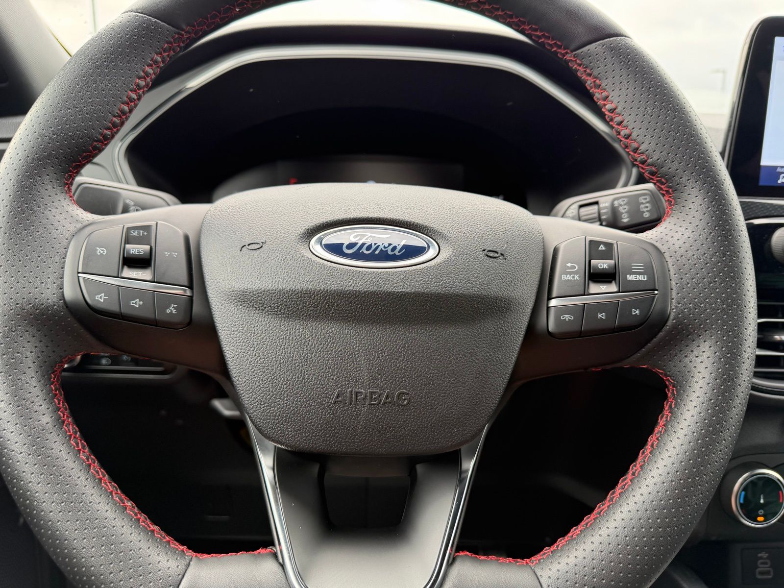 2024 Ford Escape image 20