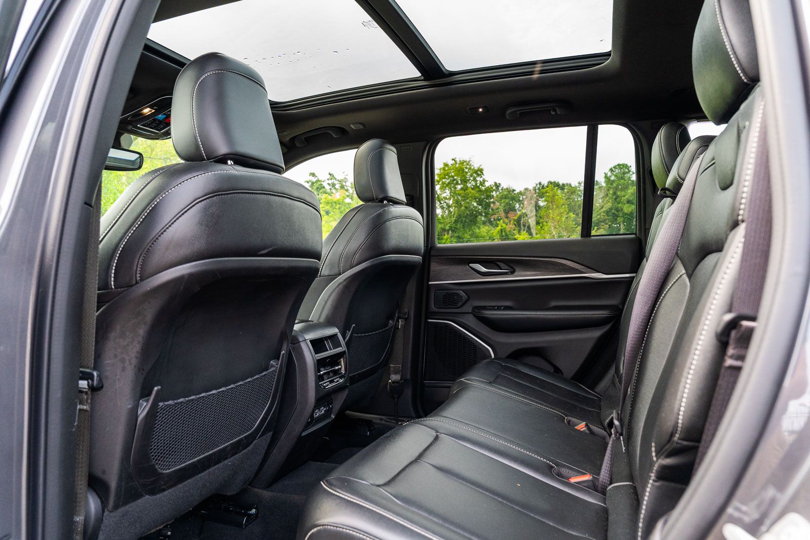 Used 2024 Jeep Grand Cherokee SUV