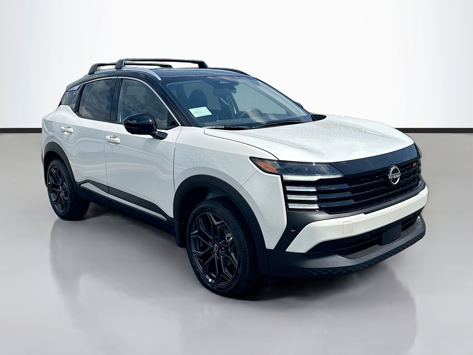2026 Nissan Kicks 2.0 SR AWD's photo
