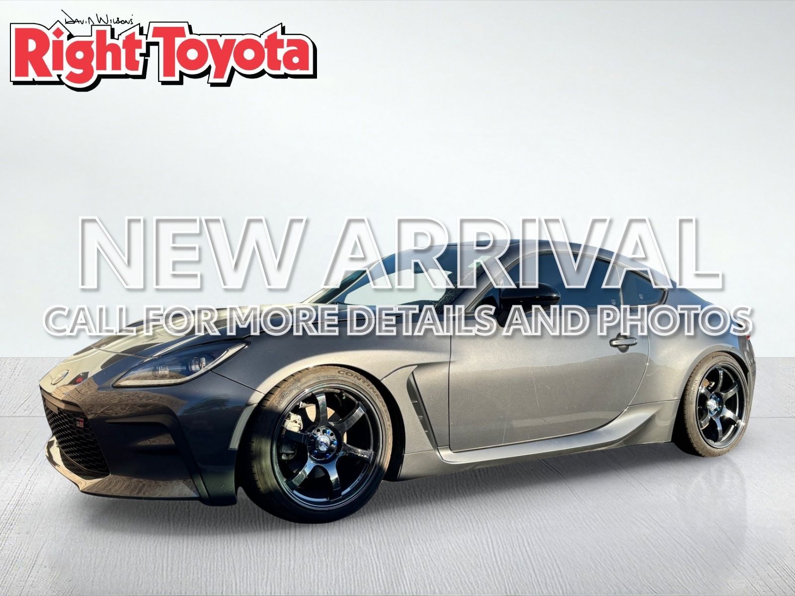 Pavement 2022 Toyota GR86 Coupe Rear-Wheel Drive 6-Speed Automatic