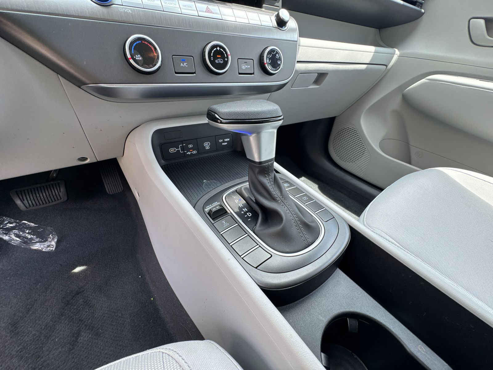 Used 2026 Gray Hyundai SE image 30