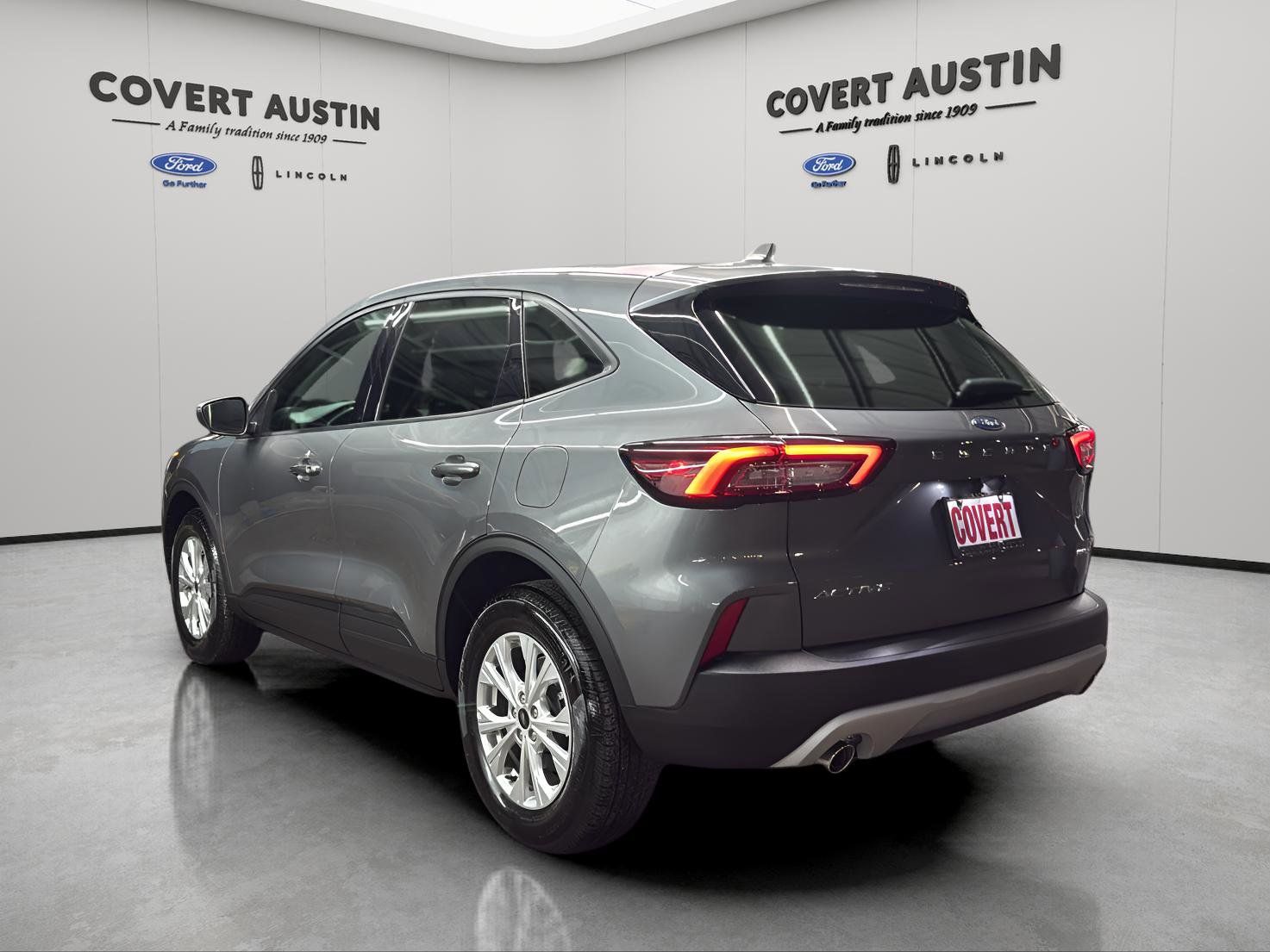 Used Car 2025 Ford Escape  Active For Sale Under $30,000 In Austin, Texas