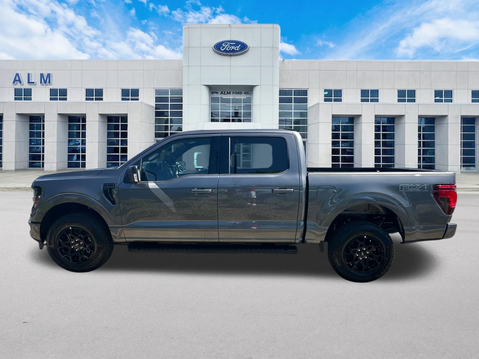 New 2026 Carbonized Gray Metallic Ford XLT image 9