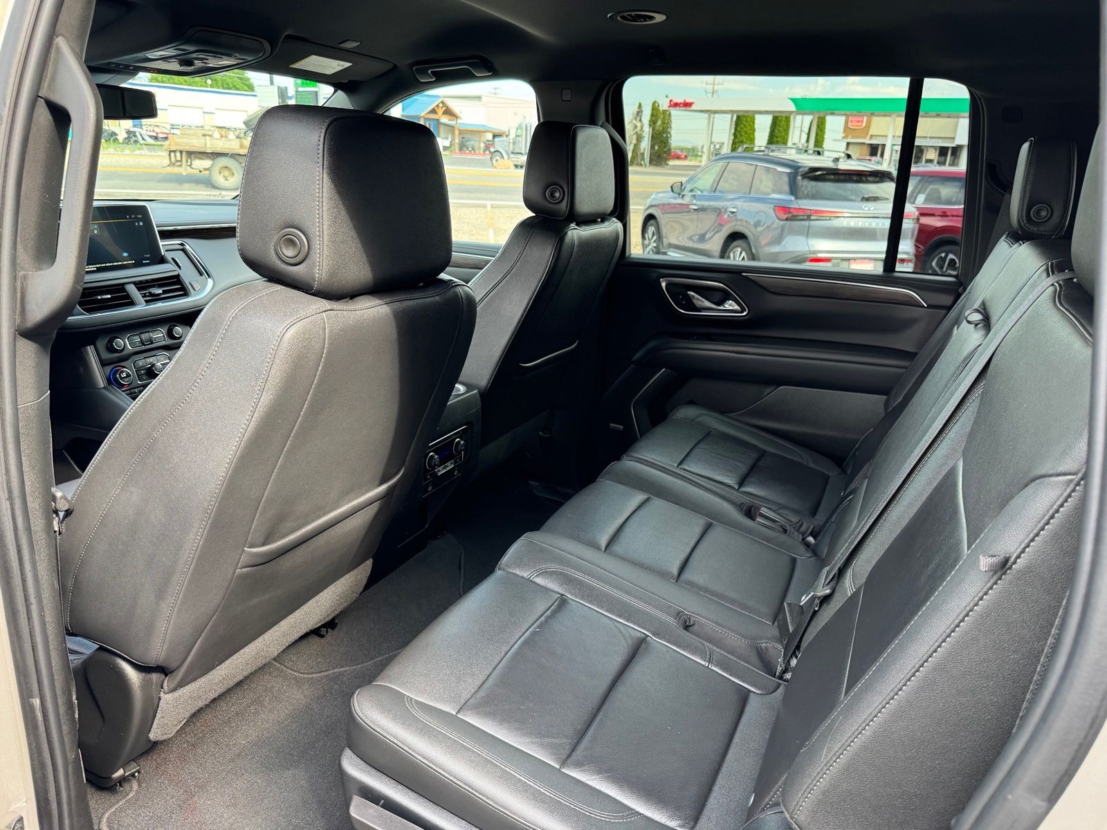 Used 2023 Chevrolet Suburban SUV