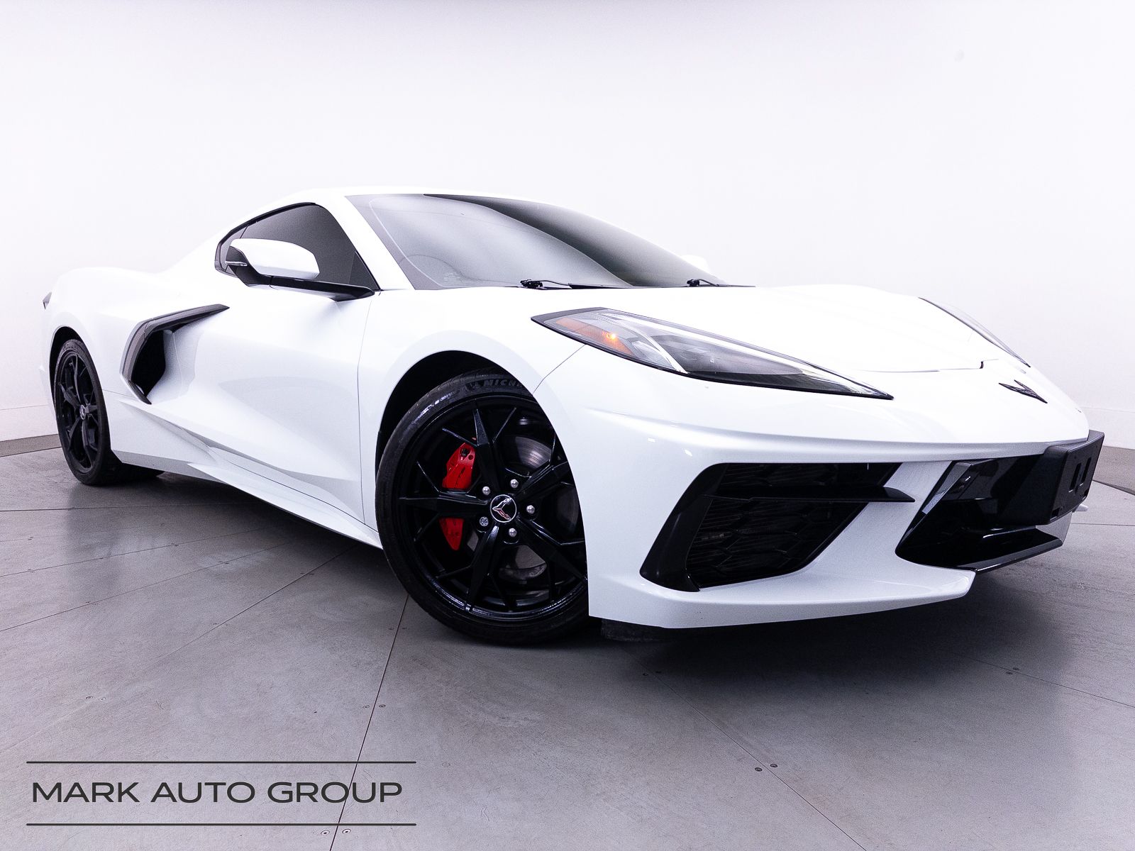 White 2021 Chevrolet Corvette Coupe Rear-Wheel Drive 8-Speed Dual Clutch