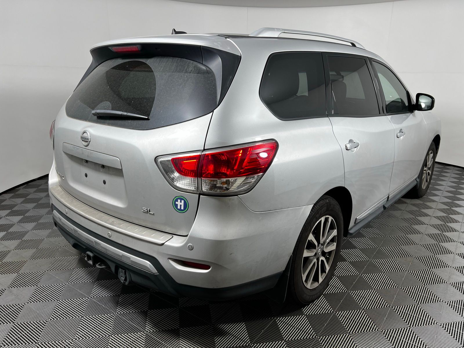 Thumbnail: 2016 Nissan Pathfinder - 5