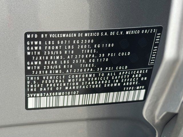 Used 2024 Silver Volkswagen 2.0T SE image 23