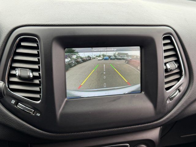 Used 2019 Billet Silver Metallic Jeep Latitude image 19