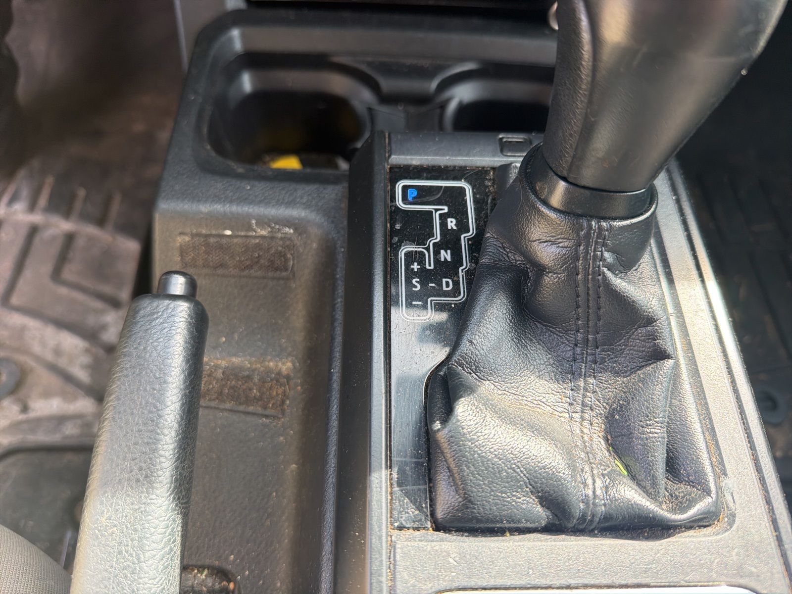 Used 2019 Super White Toyota SR image 20
