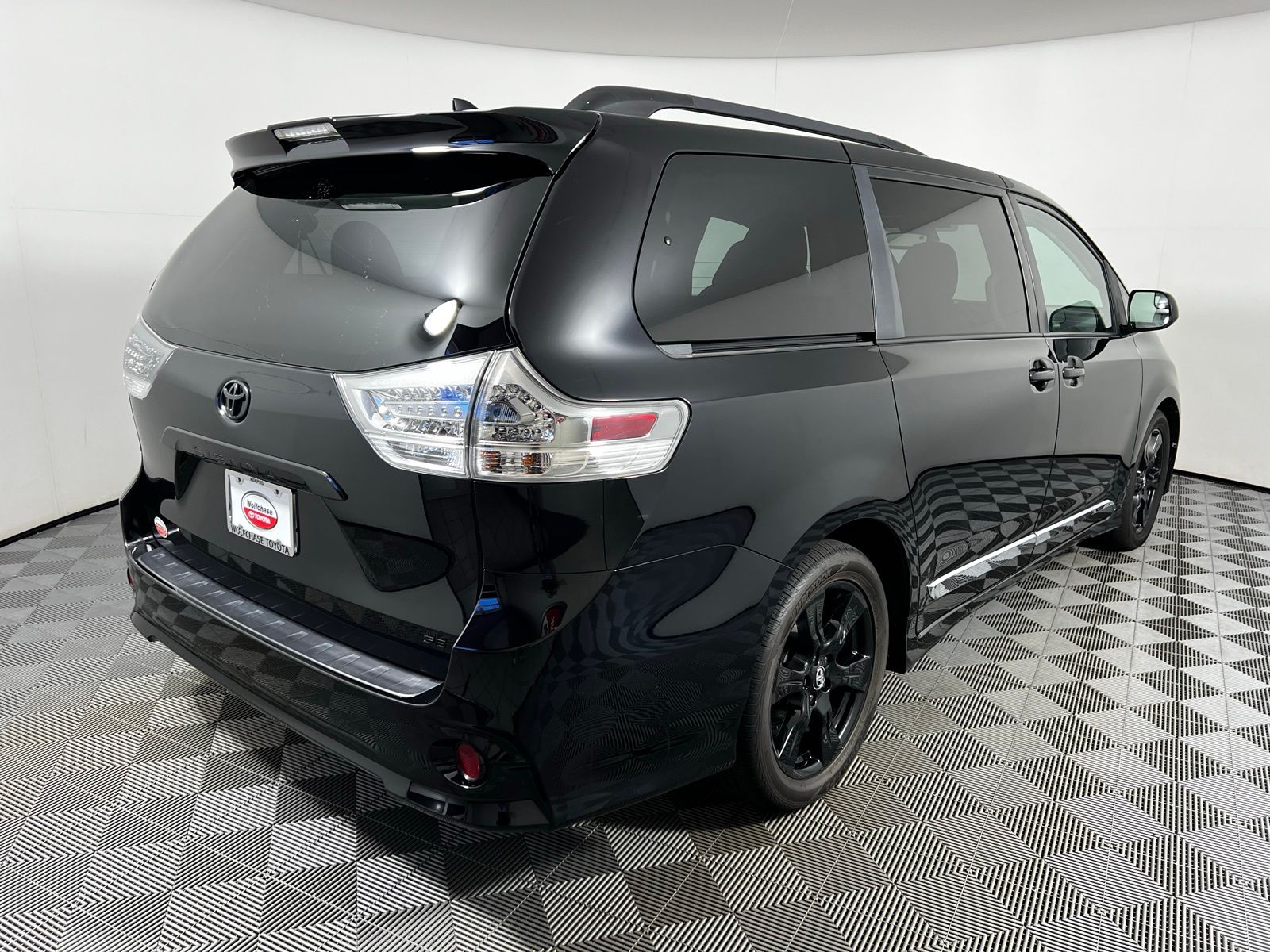 2020 Toyota Sienna SE 4