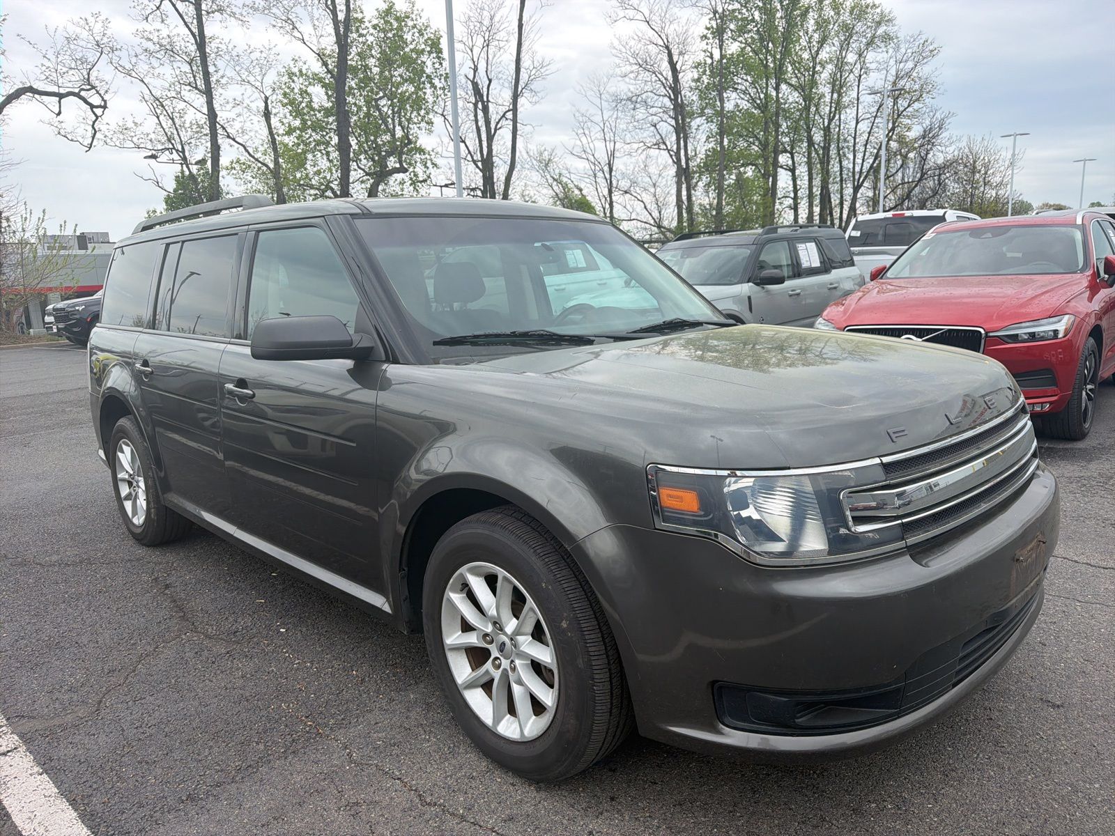 Gray (Magnetic Metallic) 2015 Ford Flex SE SUV / Crossover Front-Wheel Drive 6-Speed Automatic