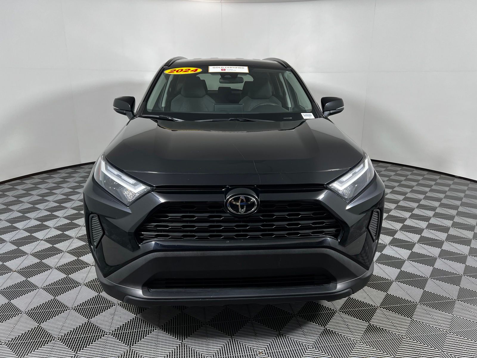 Thumbnail: 2024 Toyota RAV4 - 2