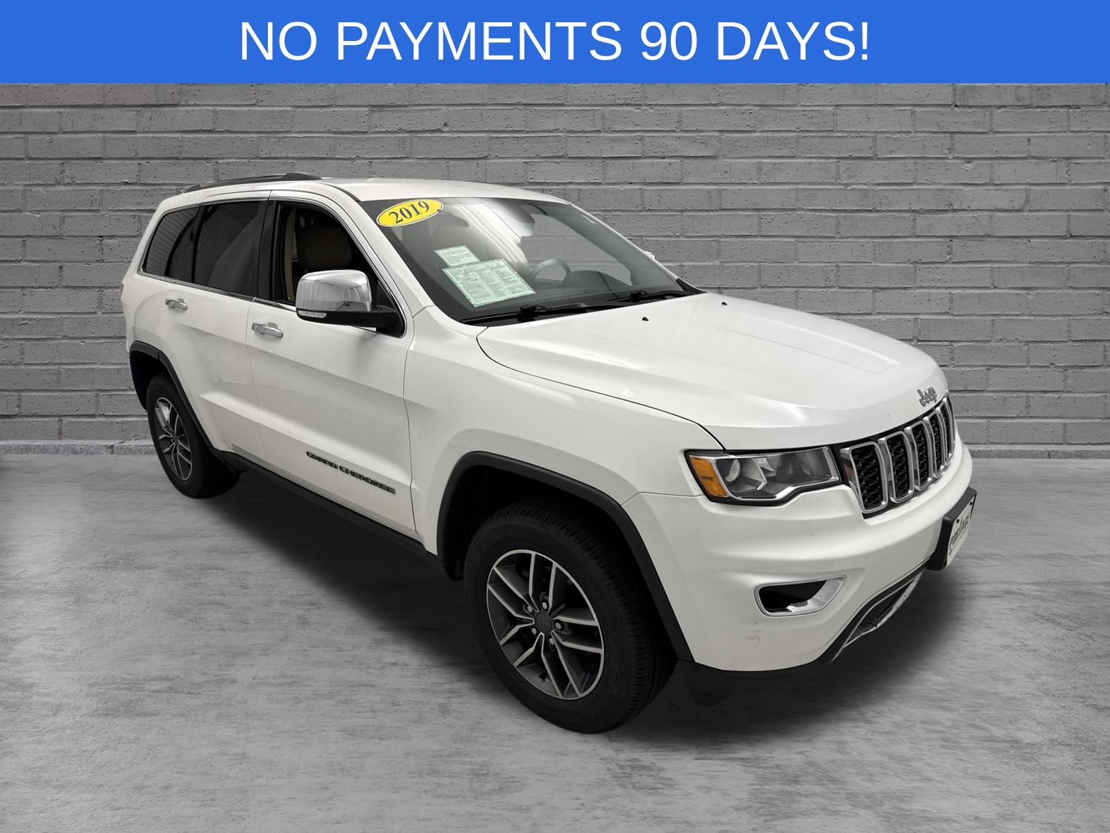 Bright White Clearcoat 2019 Jeep Grand Cherokee SUV / Crossover Four-Wheel Drive 8-Speed Automatic
