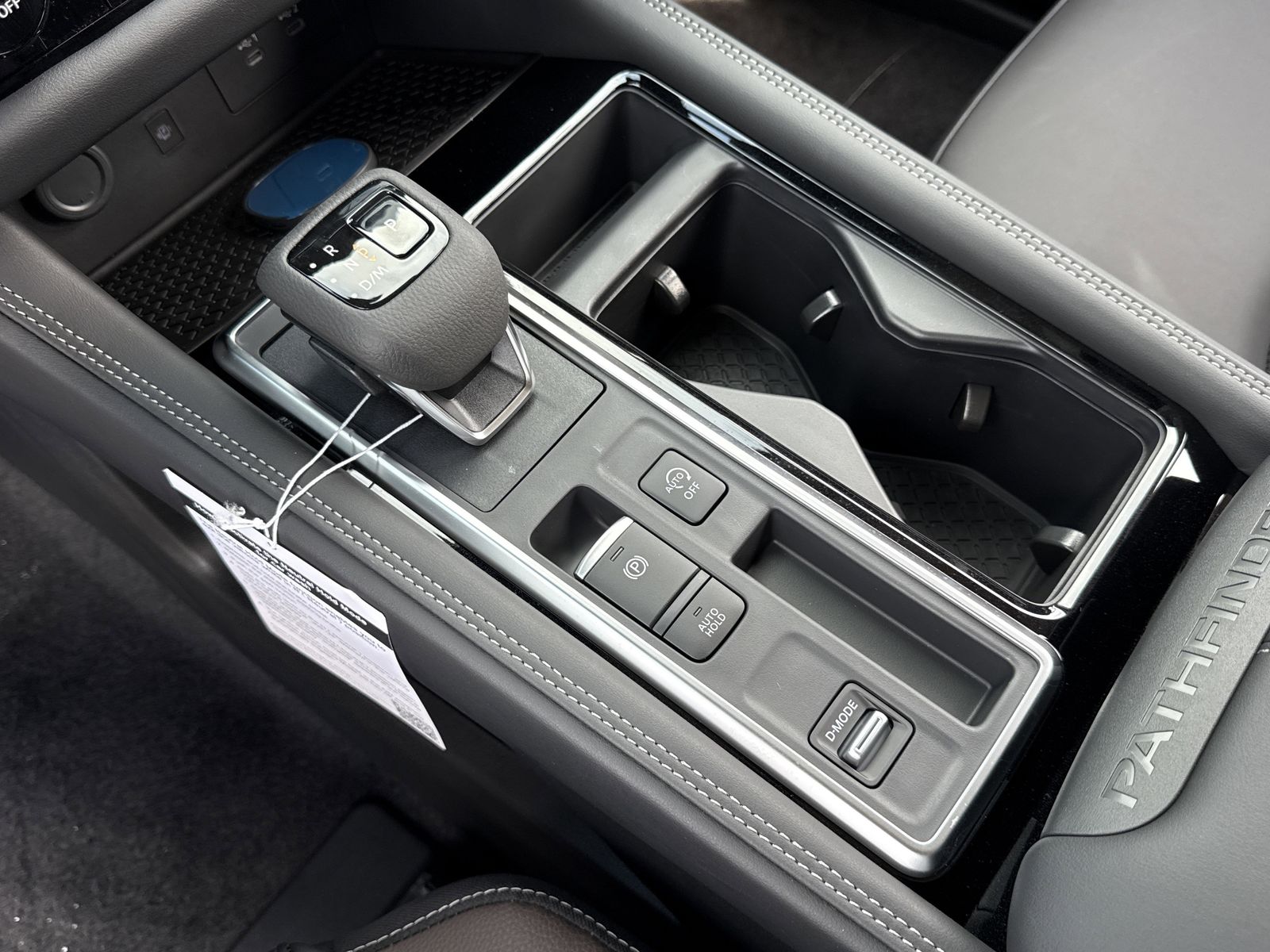 New 2026 Black Nissan Platinum image 10